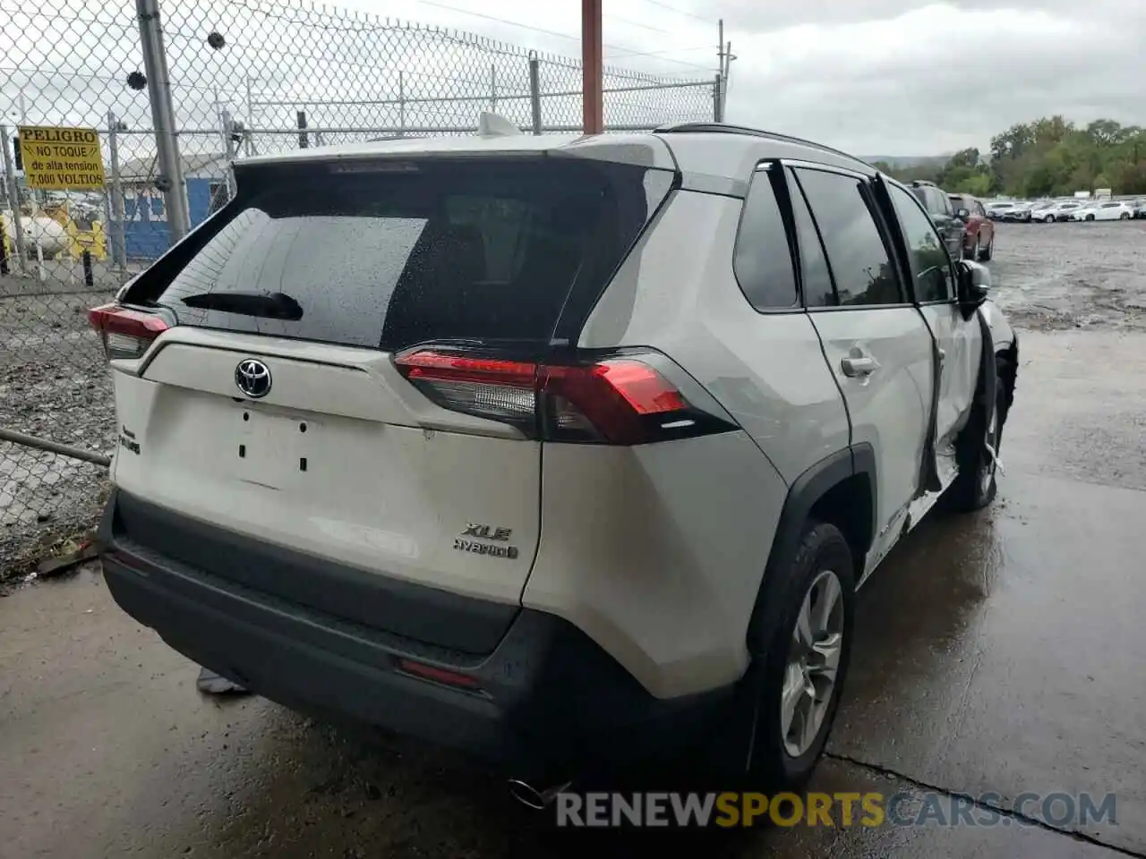 4 Photograph of a damaged car 4T3RWRFV5MU034983 TOYOTA RAV4 2021