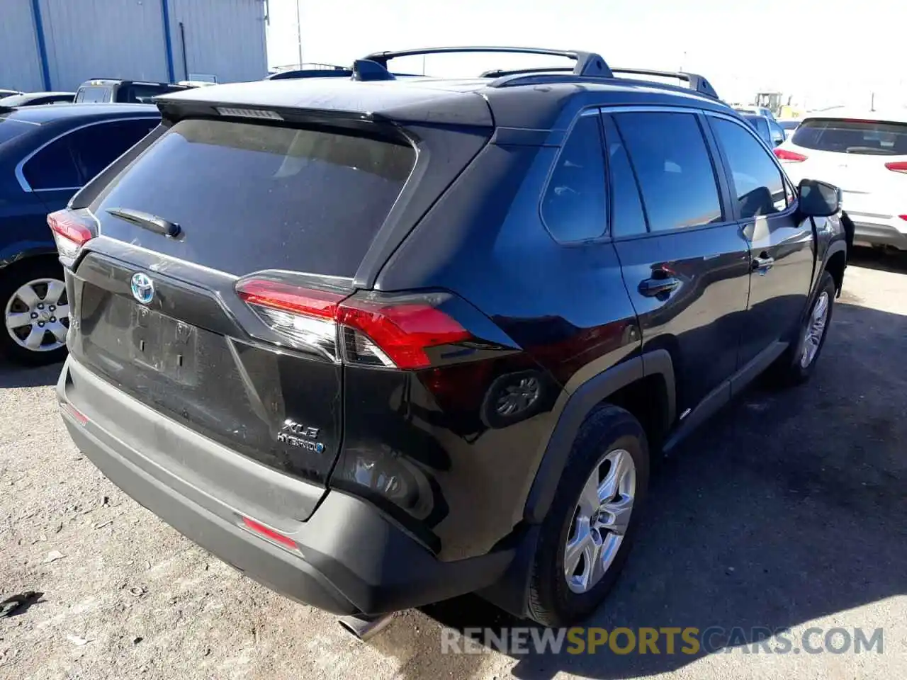 4 Фотография поврежденного автомобиля 4T3RWRFV5MU042534 TOYOTA RAV4 2021