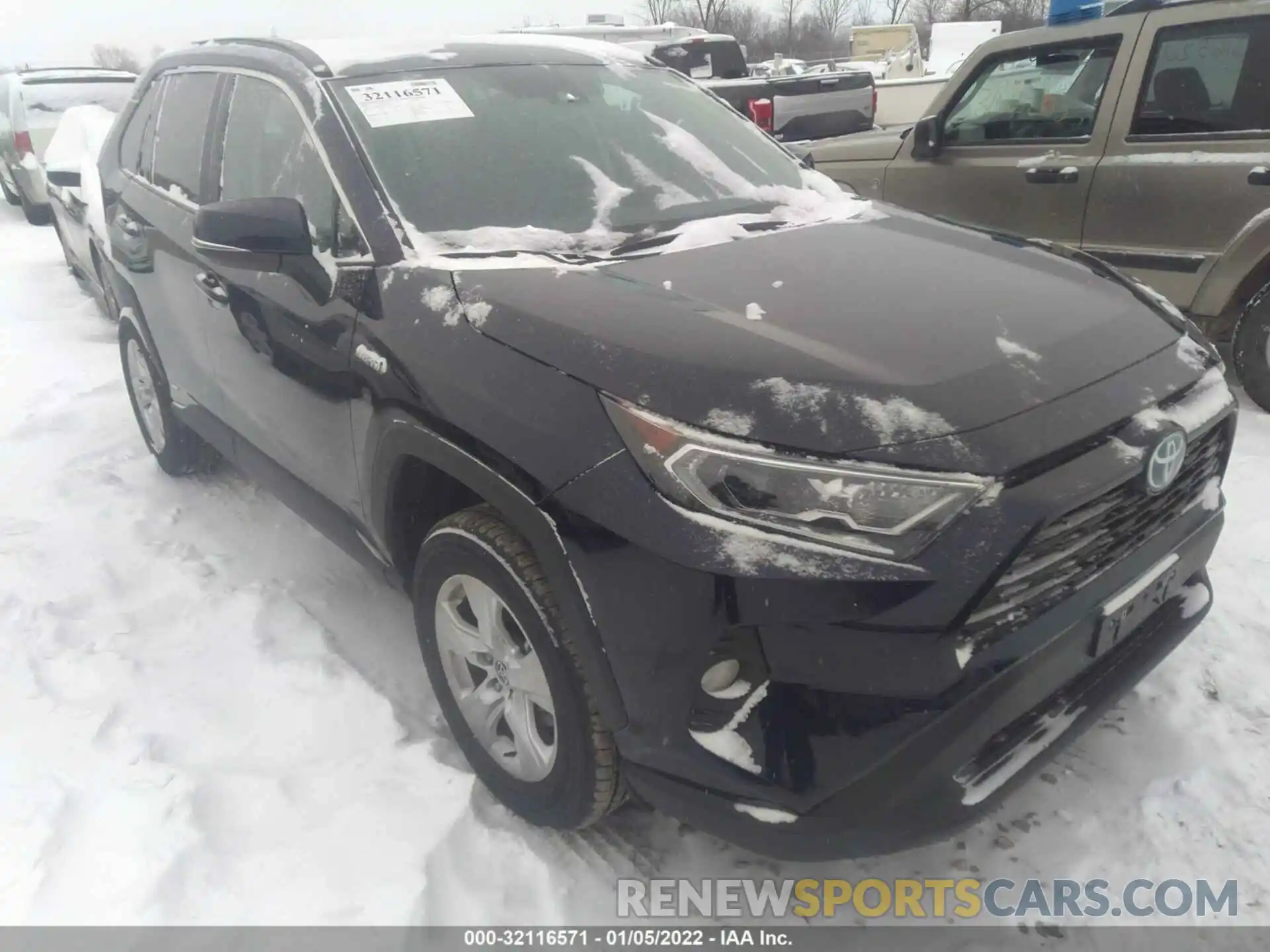 1 Photograph of a damaged car 4T3RWRFV5MU043361 TOYOTA RAV4 2021