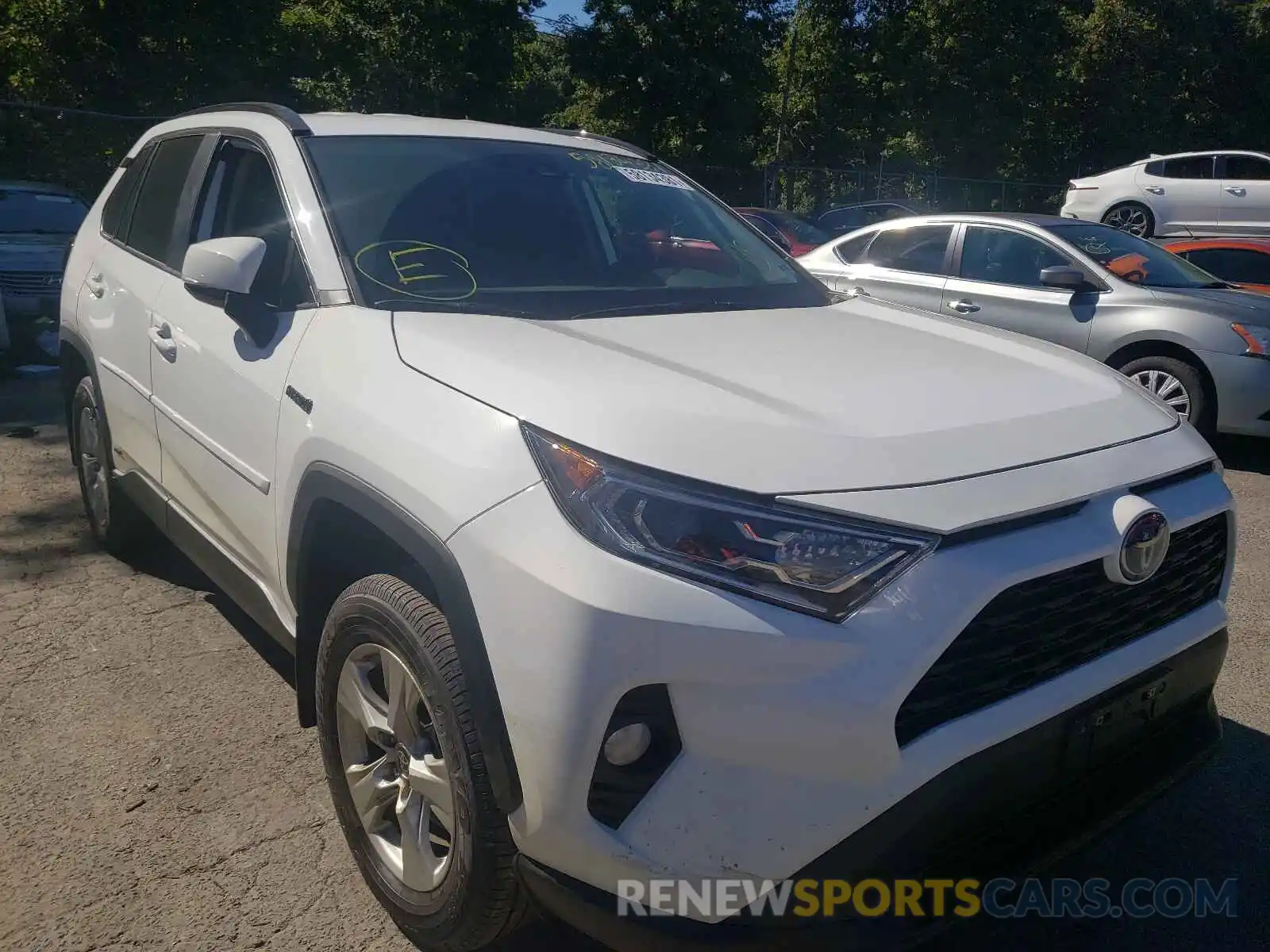 1 Photograph of a damaged car 4T3RWRFV6MU022602 TOYOTA RAV4 2021