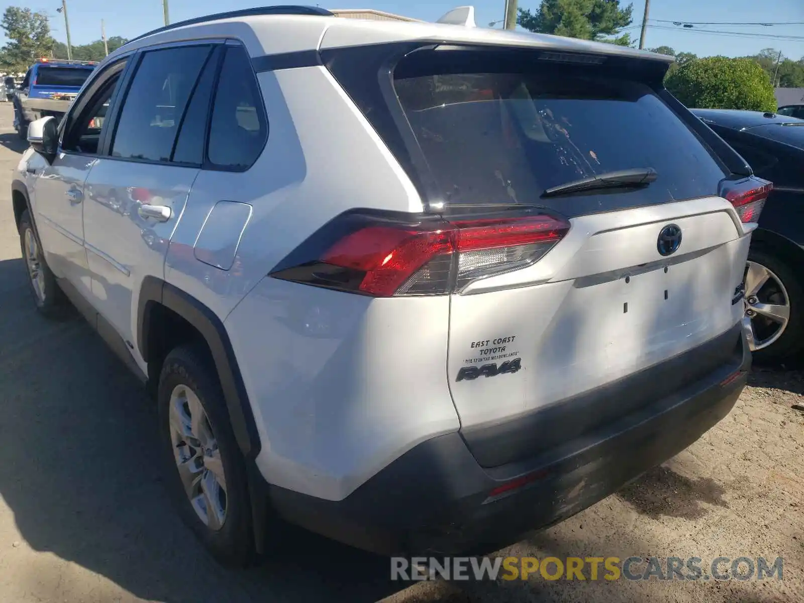 3 Photograph of a damaged car 4T3RWRFV6MU022602 TOYOTA RAV4 2021