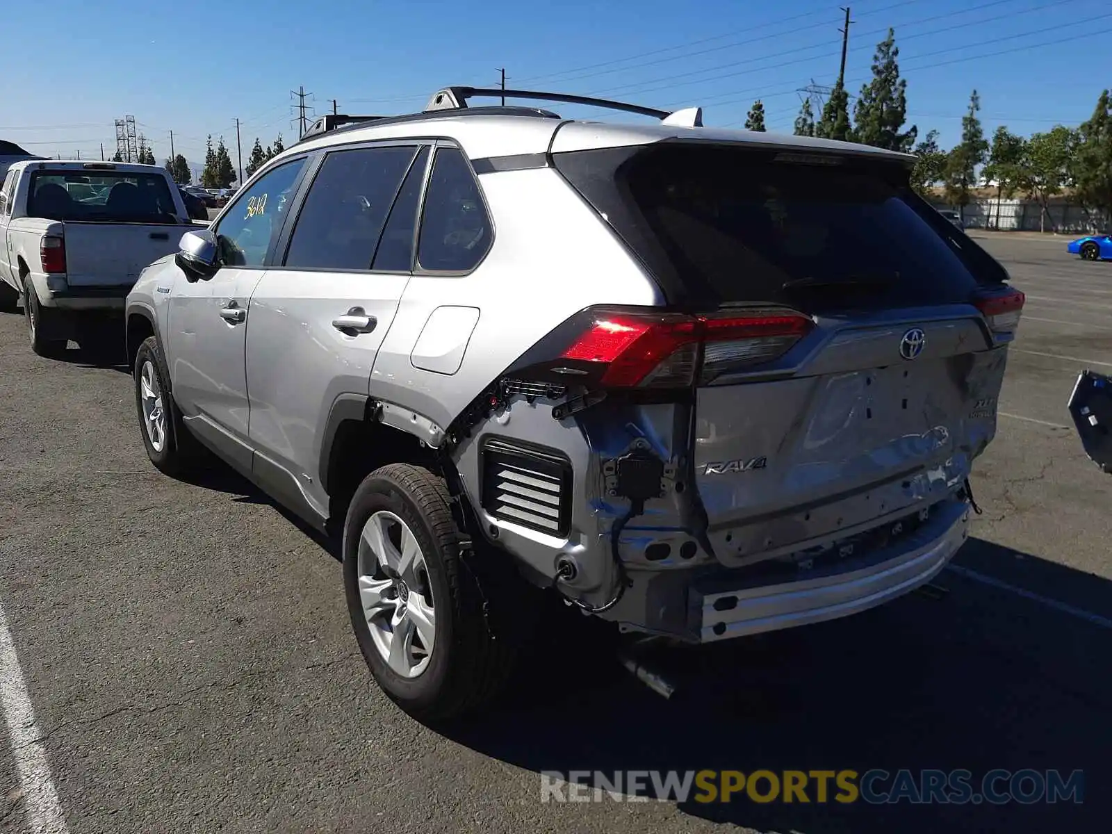 3 Photograph of a damaged car 4T3RWRFV8MU019264 TOYOTA RAV4 2021