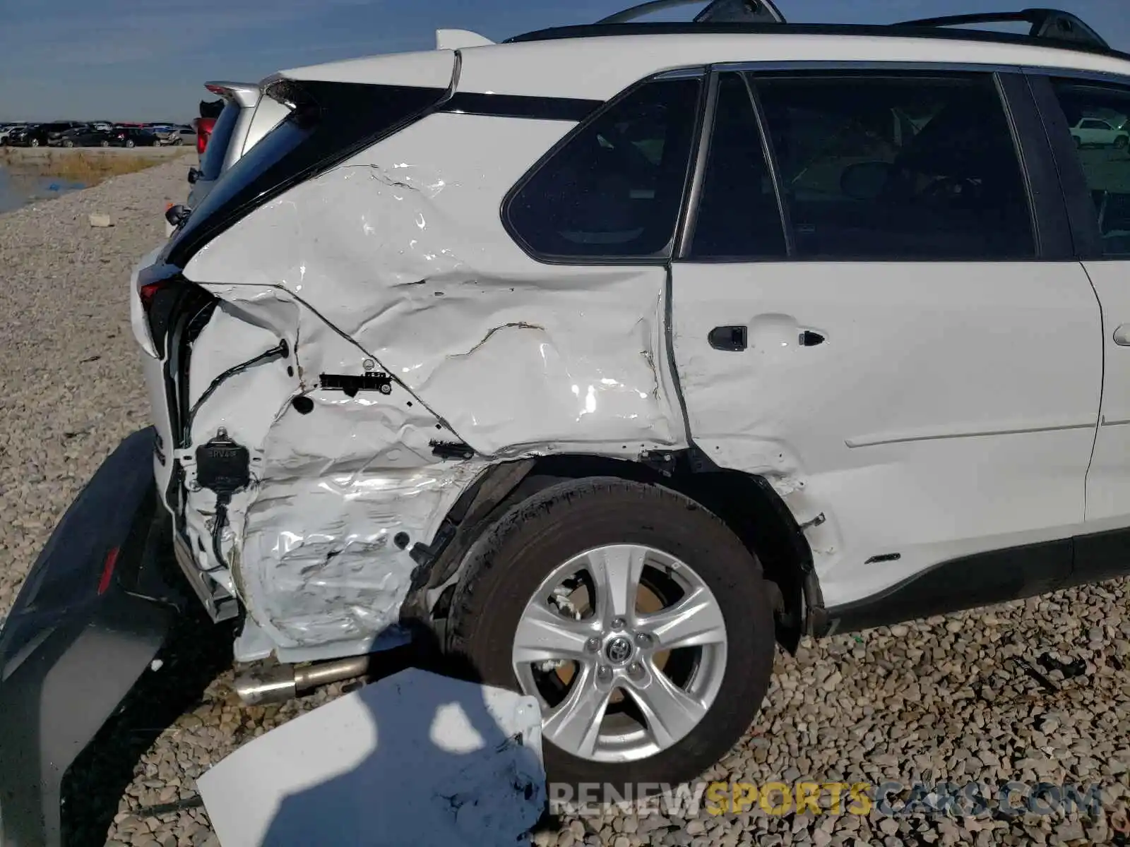 9 Photograph of a damaged car 4T3RWRFV8MU027252 TOYOTA RAV4 2021