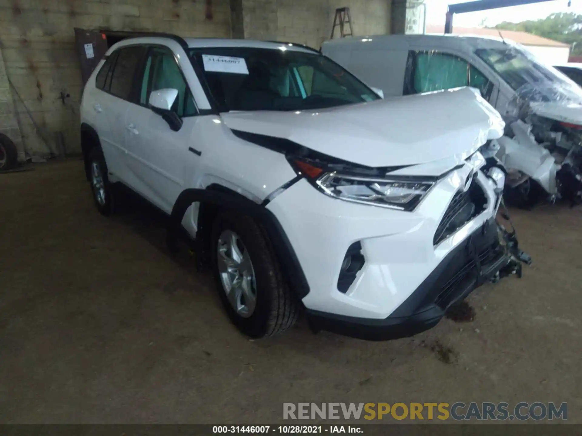 1 Photograph of a damaged car 4T3RWRFV8MU032063 TOYOTA RAV4 2021