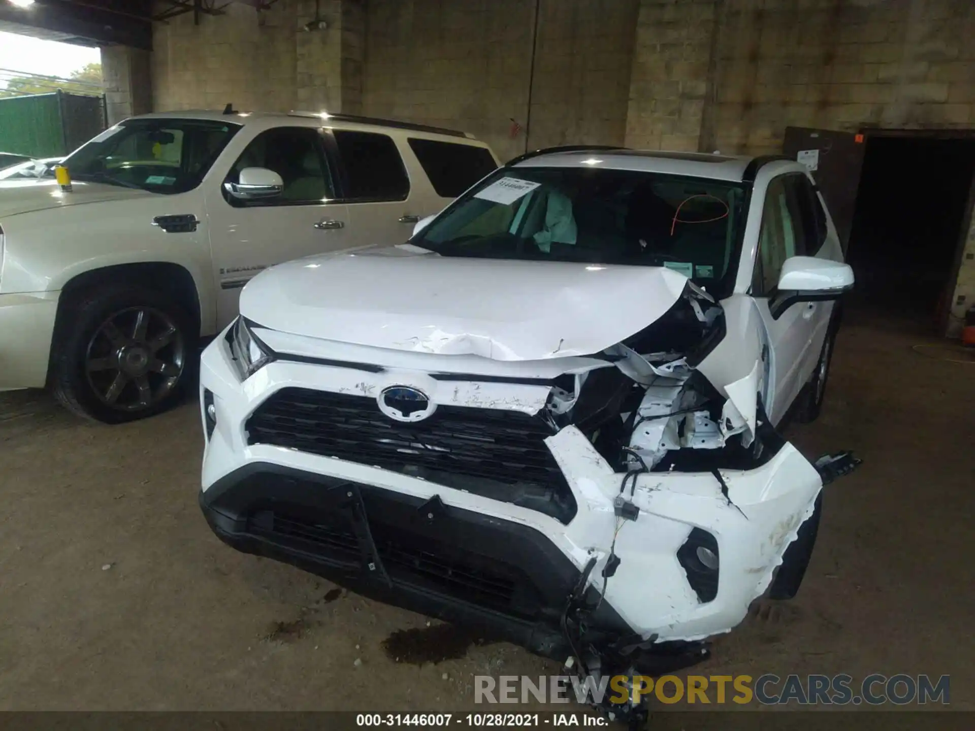 6 Photograph of a damaged car 4T3RWRFV8MU032063 TOYOTA RAV4 2021