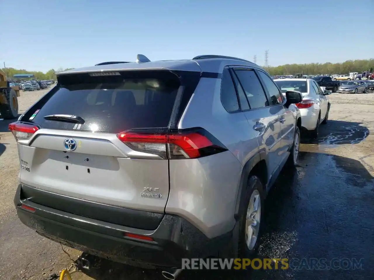 4 Photograph of a damaged car 4T3RWRFV8MU036257 TOYOTA RAV4 2021