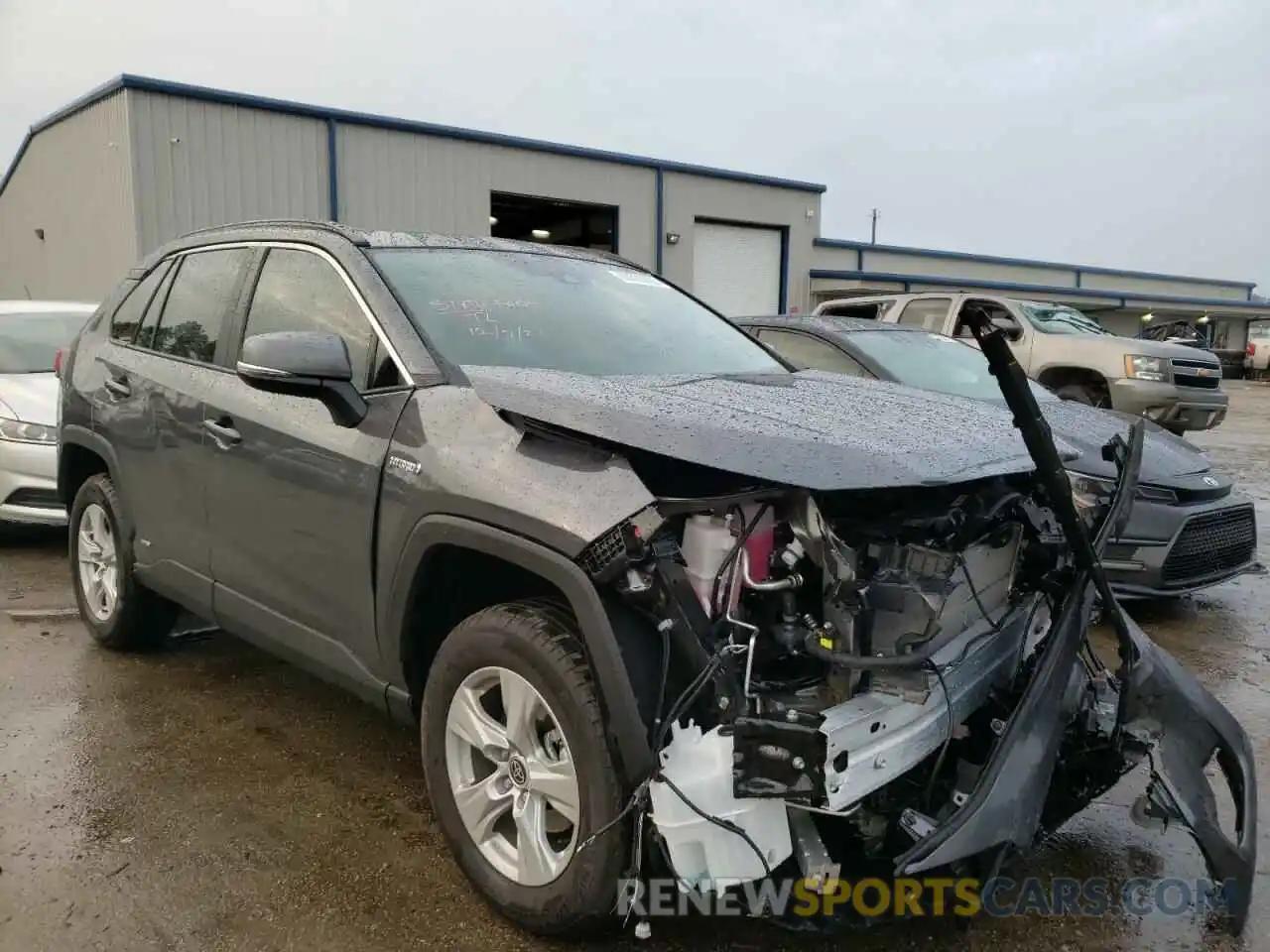 1 Photograph of a damaged car 4T3RWRFV8MU037912 TOYOTA RAV4 2021