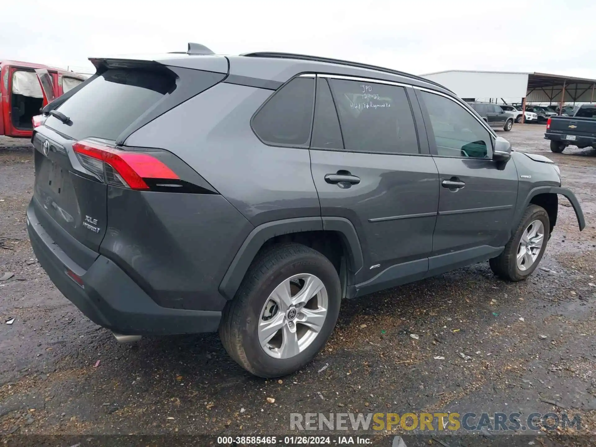 4 Photograph of a damaged car 4T3RWRFV8MU040972 TOYOTA RAV4 2021