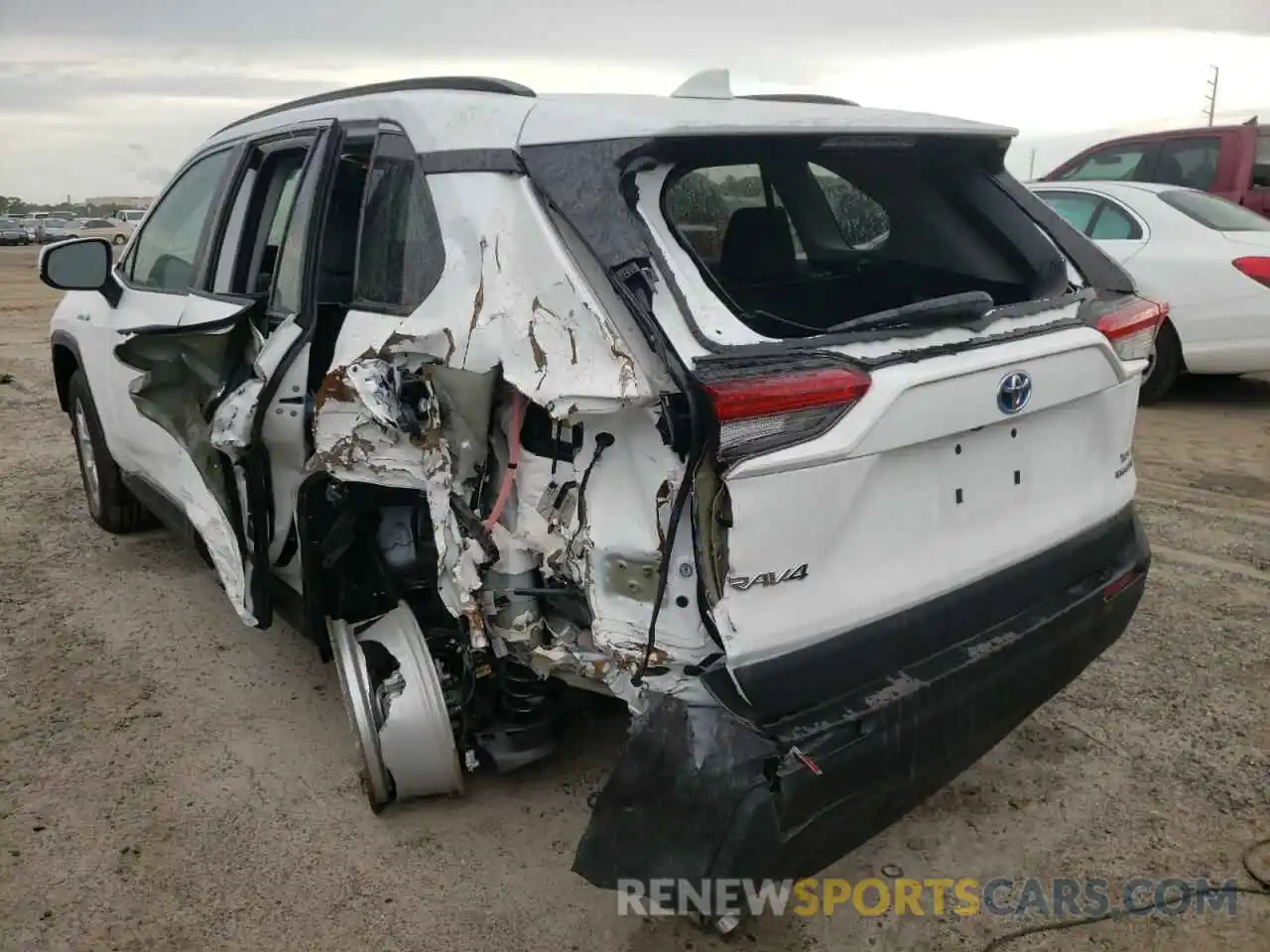 3 Photograph of a damaged car 4T3RWRFV8MU045038 TOYOTA RAV4 2021