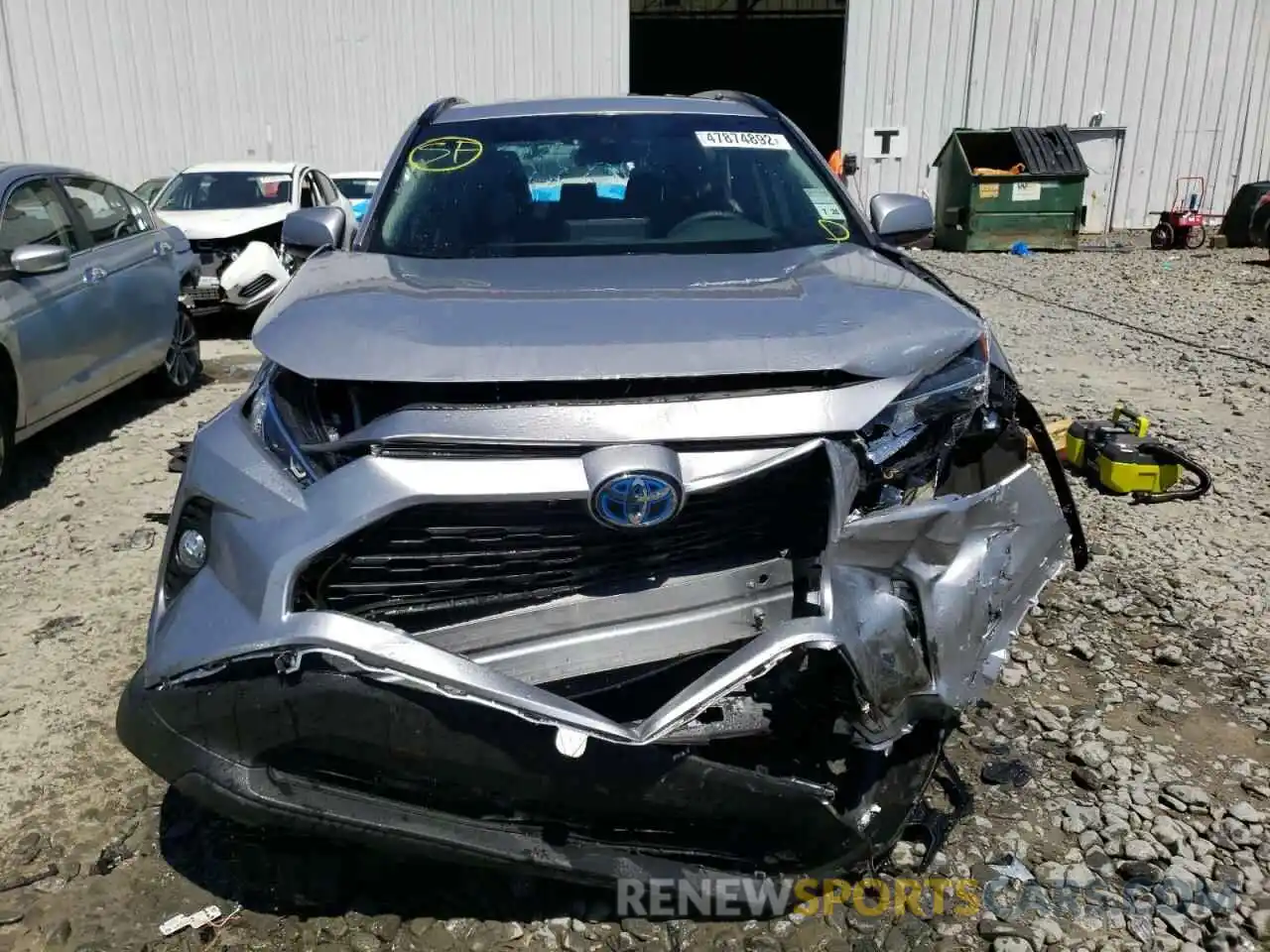 9 Photograph of a damaged car 4T3RWRFV9MU022139 TOYOTA RAV4 2021