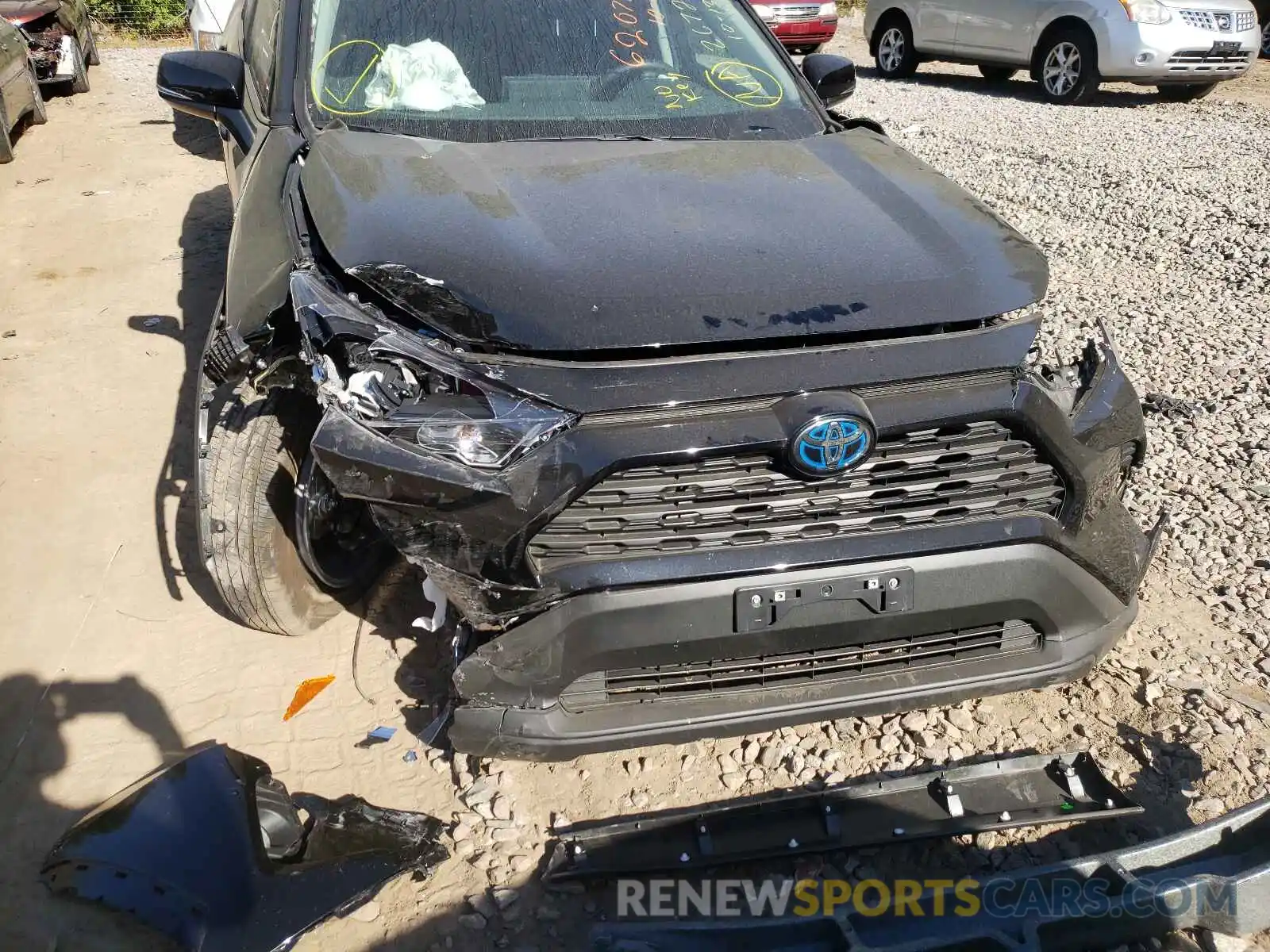 9 Photograph of a damaged car 4T3RWRFV9MU024635 TOYOTA RAV4 2021