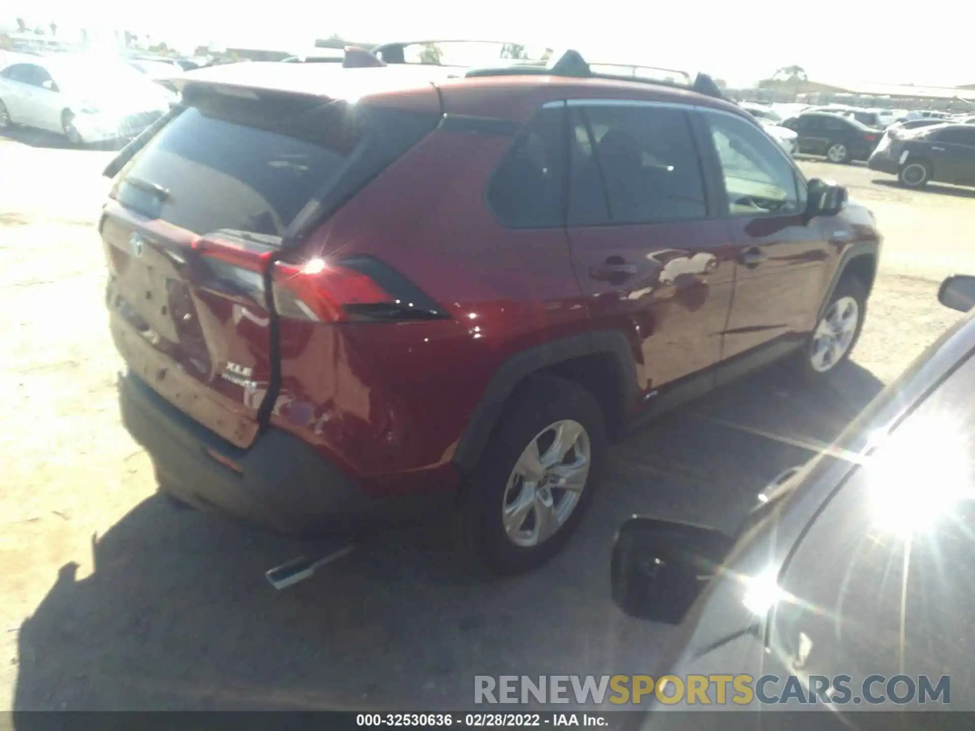 4 Photograph of a damaged car 4T3RWRFV9MU048000 TOYOTA RAV4 2021