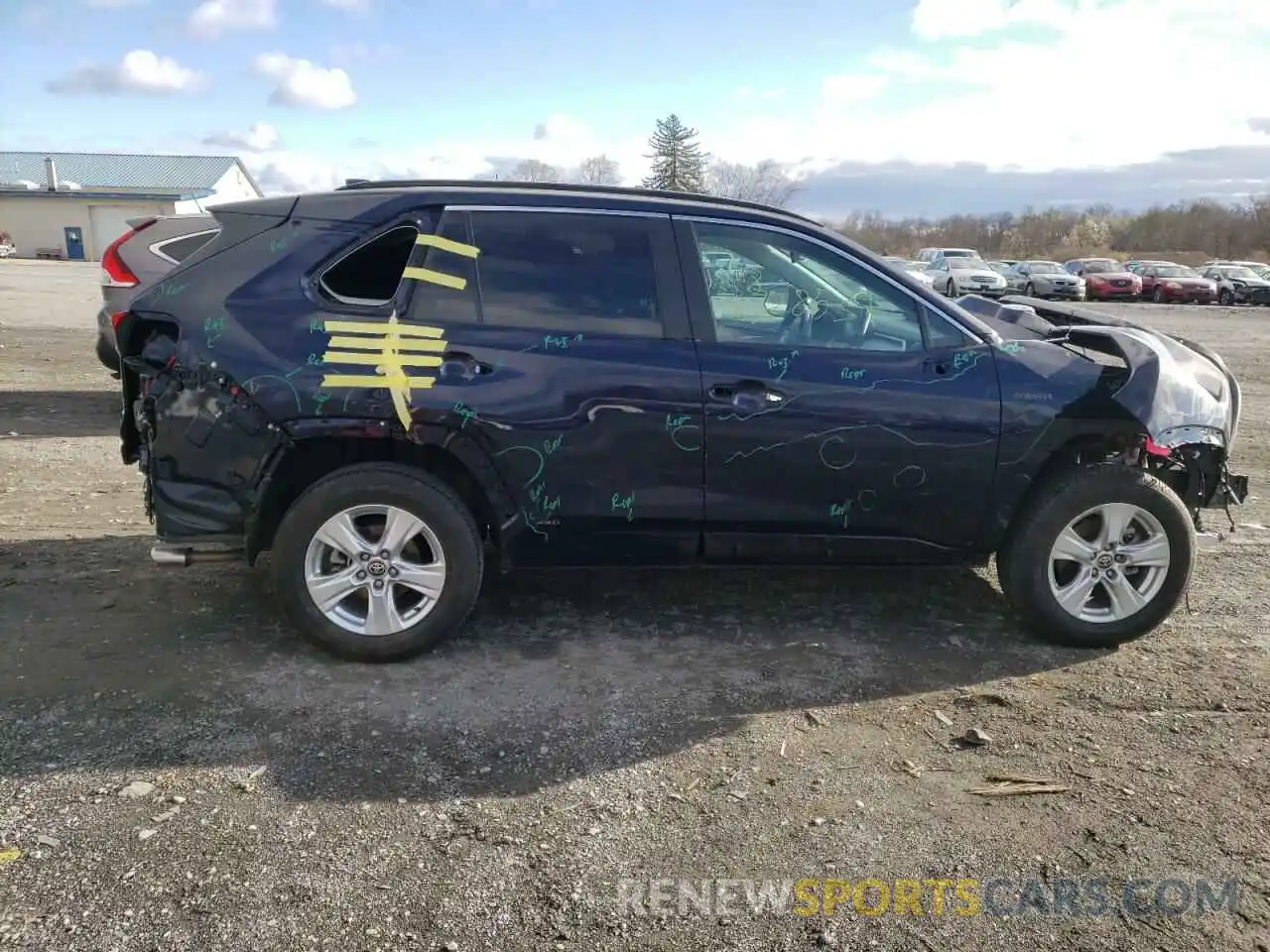 9 Photograph of a damaged car 4T3RWRFVXMU014096 TOYOTA RAV4 2021