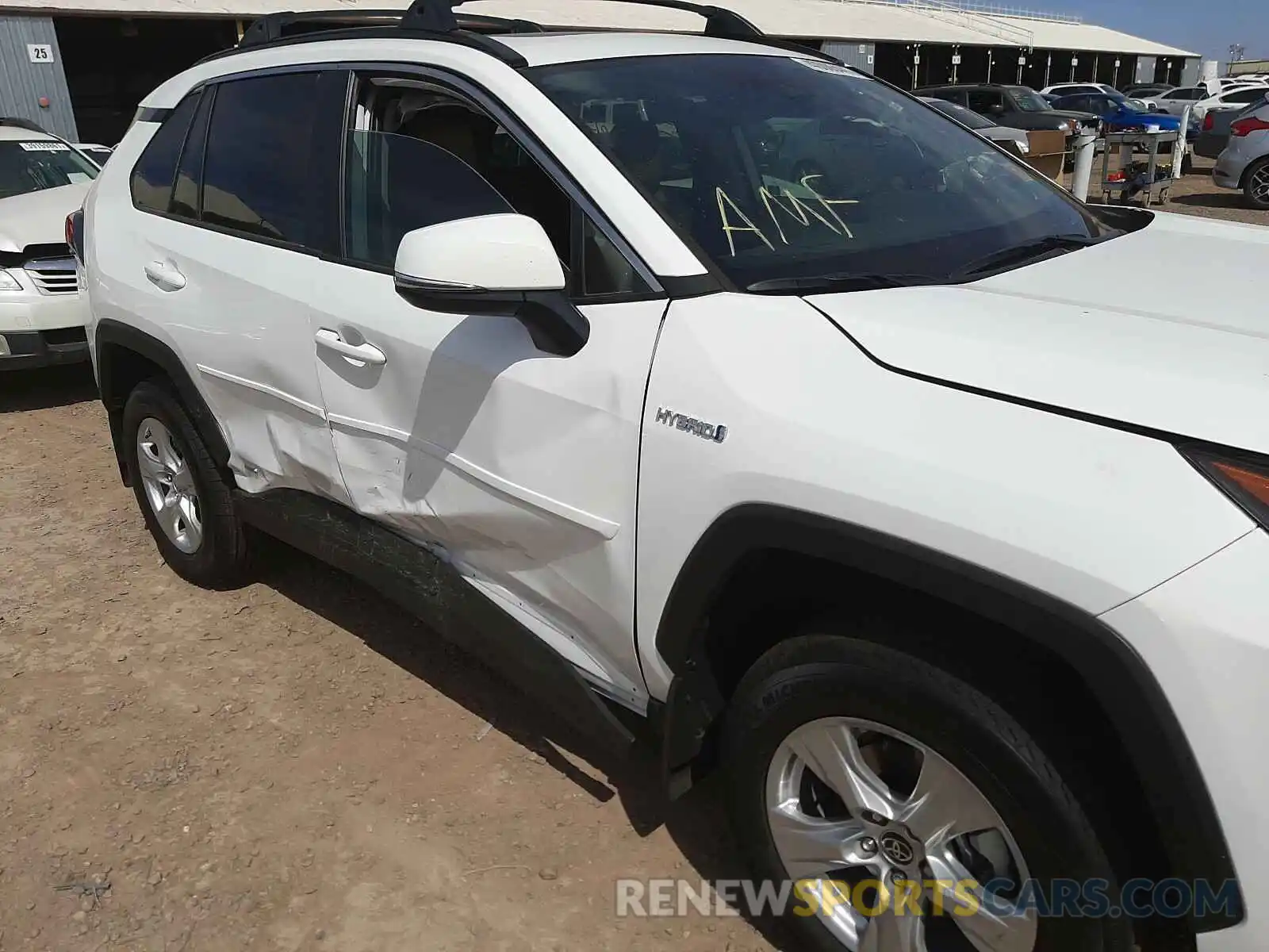 9 Photograph of a damaged car 4T3RWRFVXMU015250 TOYOTA RAV4 2021