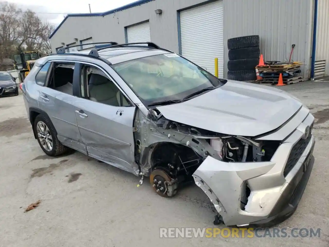 1 Photograph of a damaged car JTMA1RFV0MJ039647 TOYOTA RAV4 2021