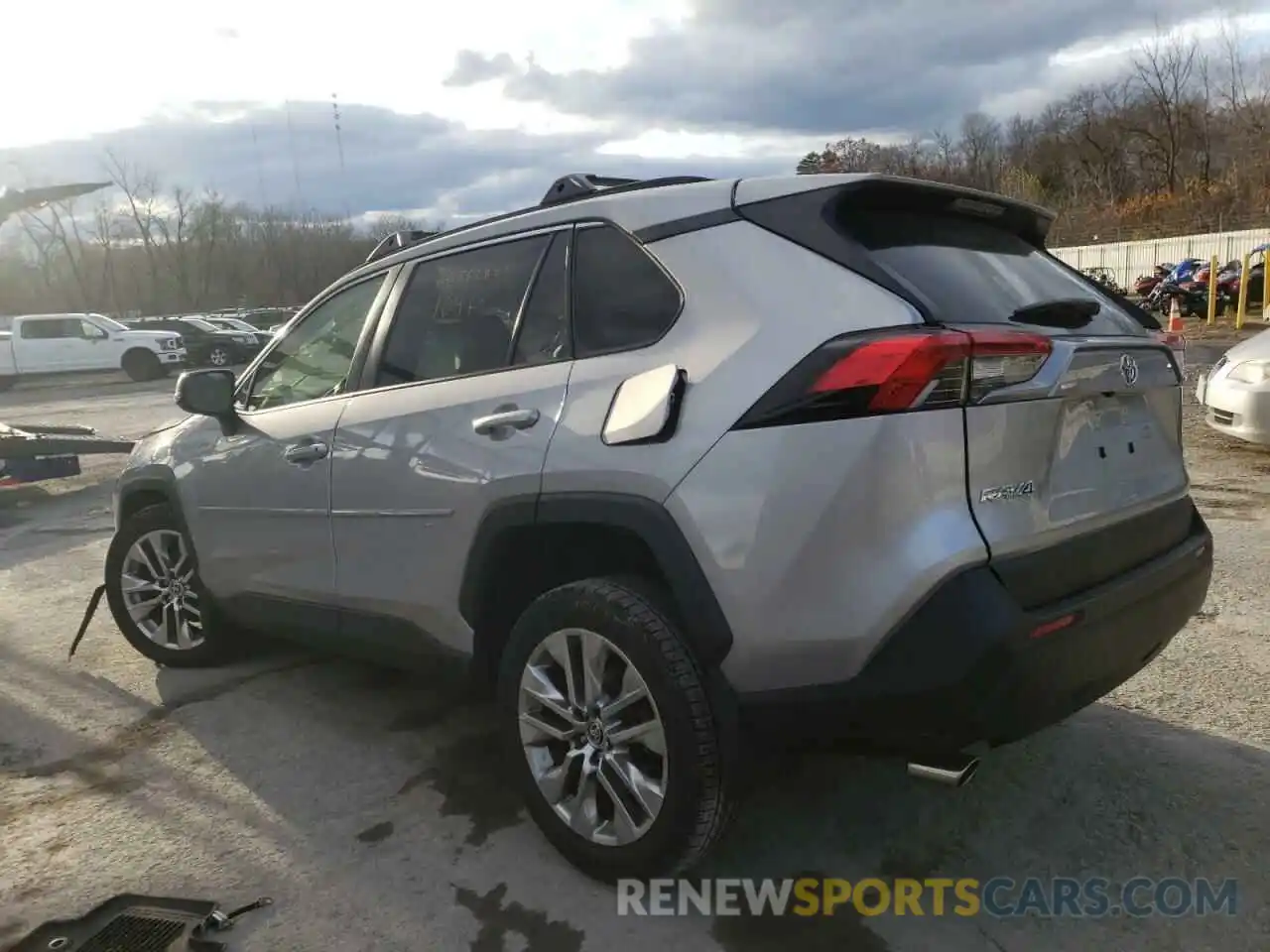 3 Photograph of a damaged car JTMA1RFV0MJ039647 TOYOTA RAV4 2021