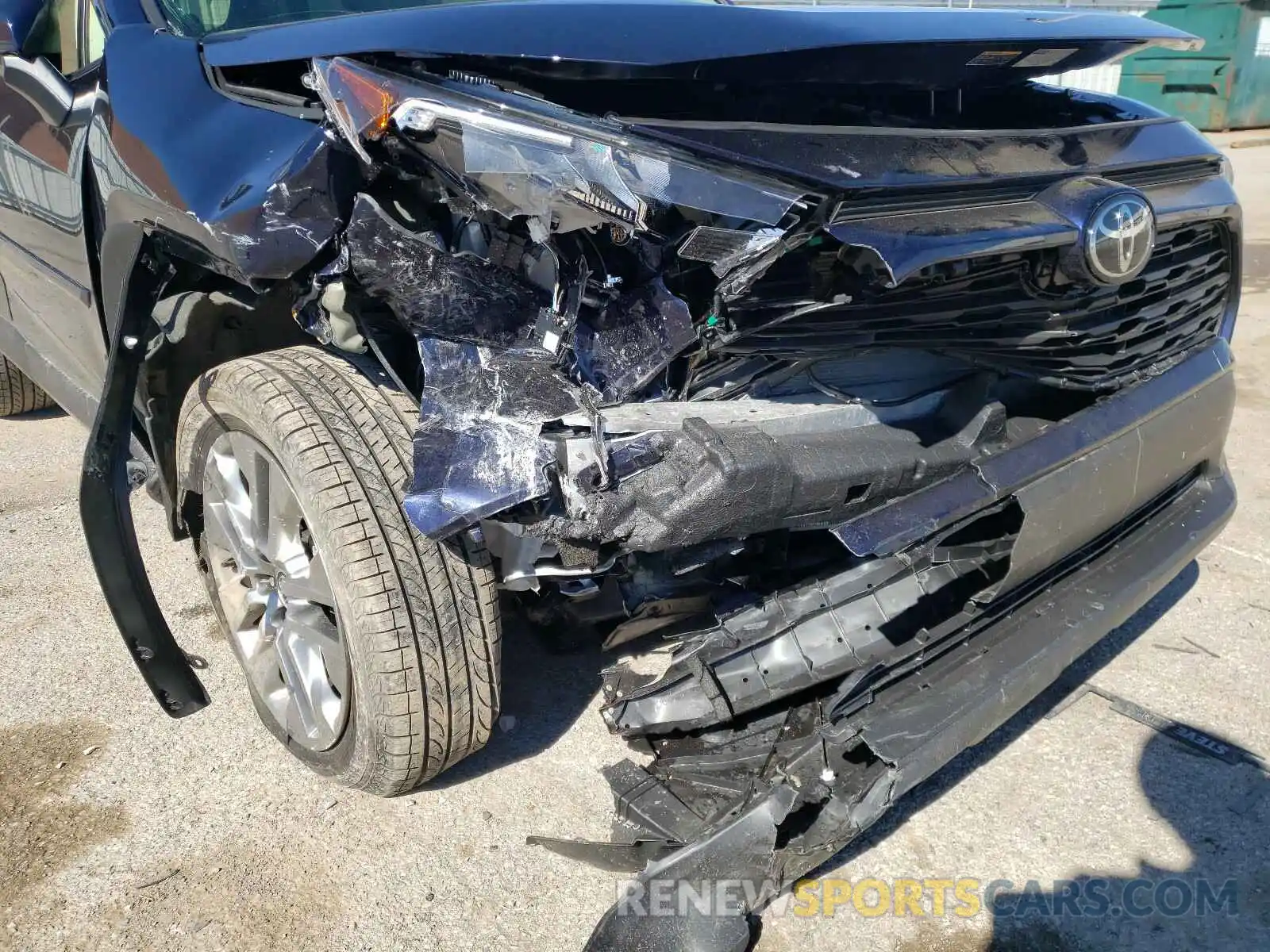 9 Photograph of a damaged car JTMA1RFV1MD532123 TOYOTA RAV4 2021