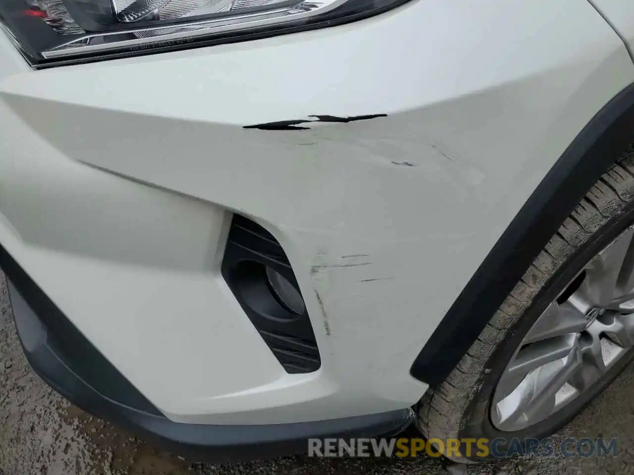 12 Photograph of a damaged car JTMA1RFV4MD080412 TOYOTA RAV4 2021