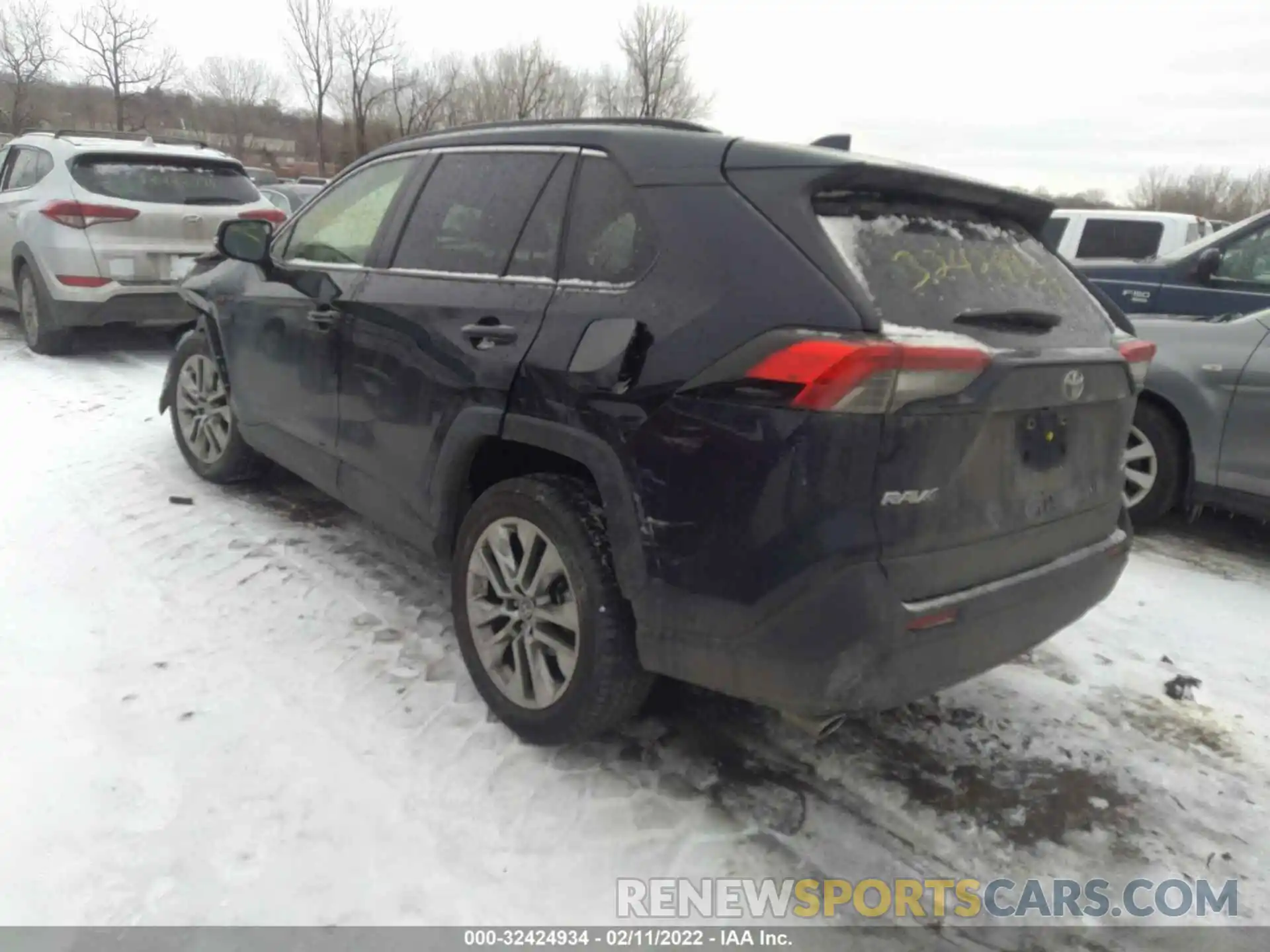 3 Photograph of a damaged car JTMA1RFV6MD072294 TOYOTA RAV4 2021