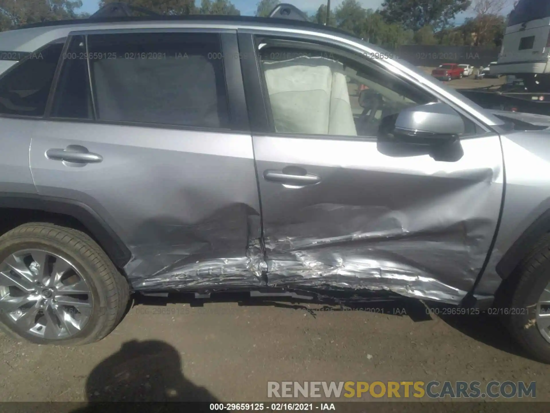 6 Photograph of a damaged car JTMA1RFV7MD531641 TOYOTA RAV4 2021