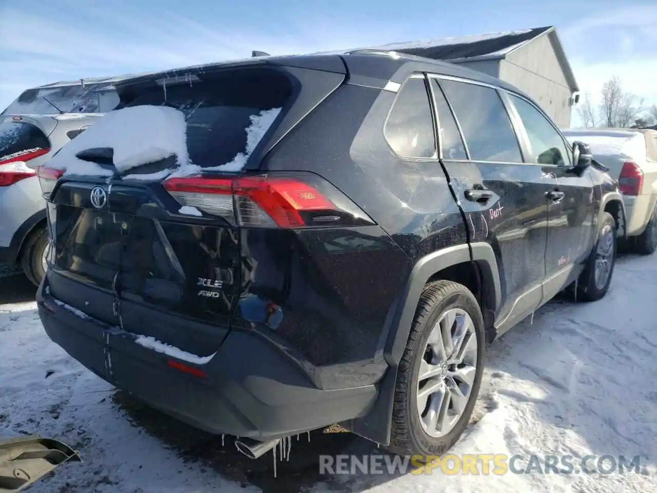 4 Photograph of a damaged car JTMA1RFVXMD076851 TOYOTA RAV4 2021