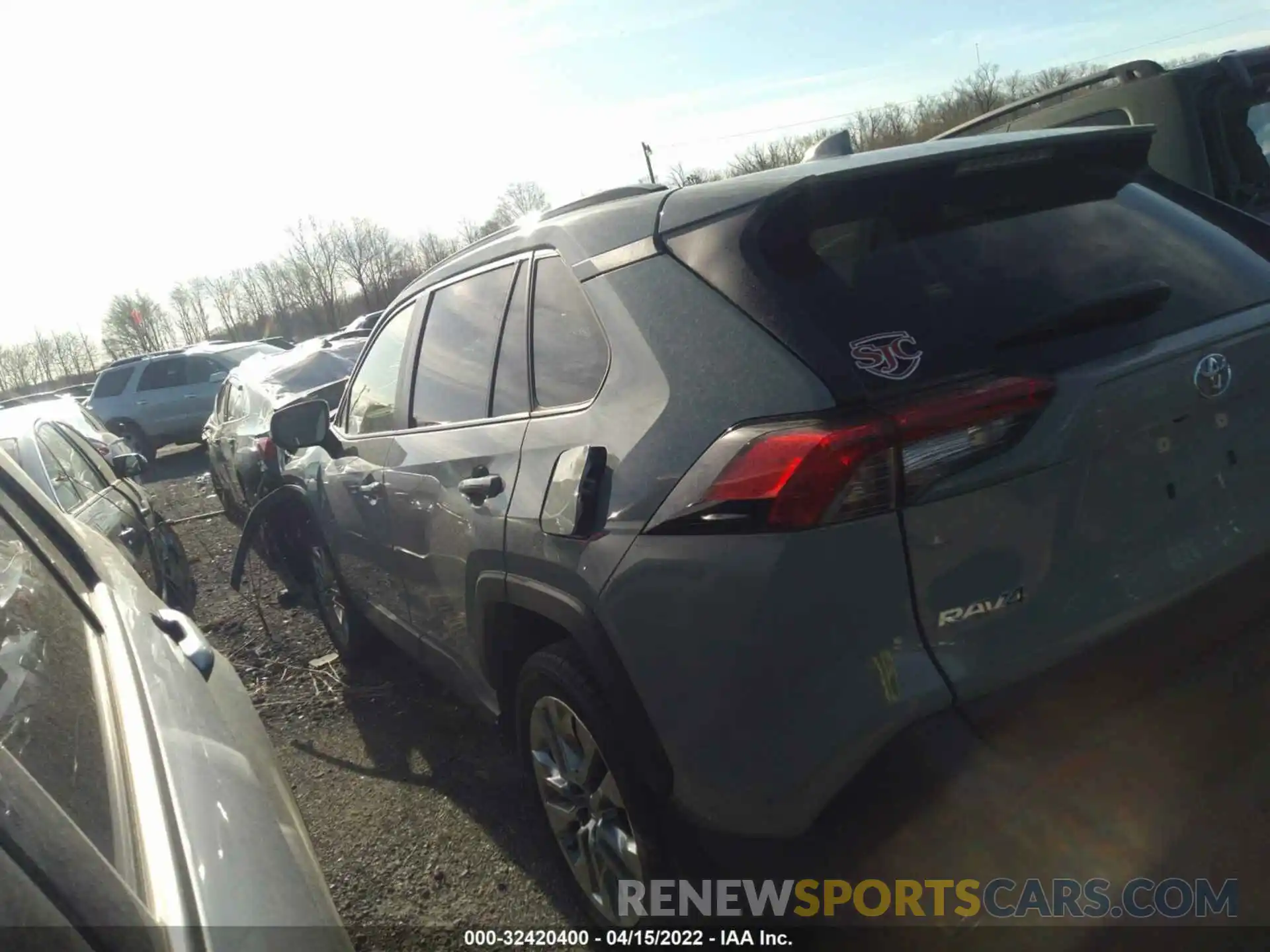 3 Photograph of a damaged car JTMA1RFVXMD083380 TOYOTA RAV4 2021