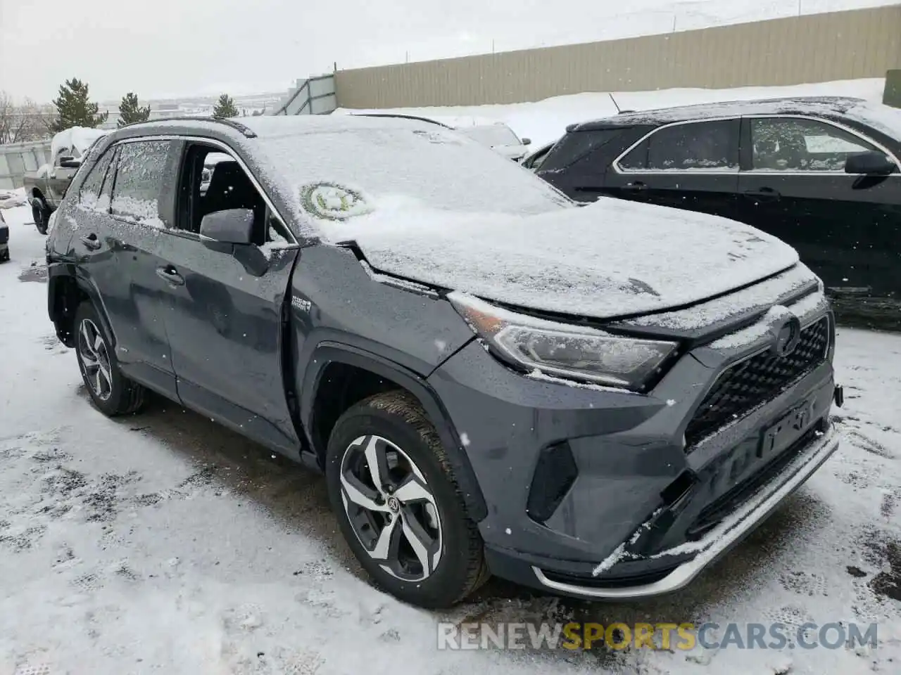 1 Photograph of a damaged car JTMAB3FV2MD014645 TOYOTA RAV4 2021