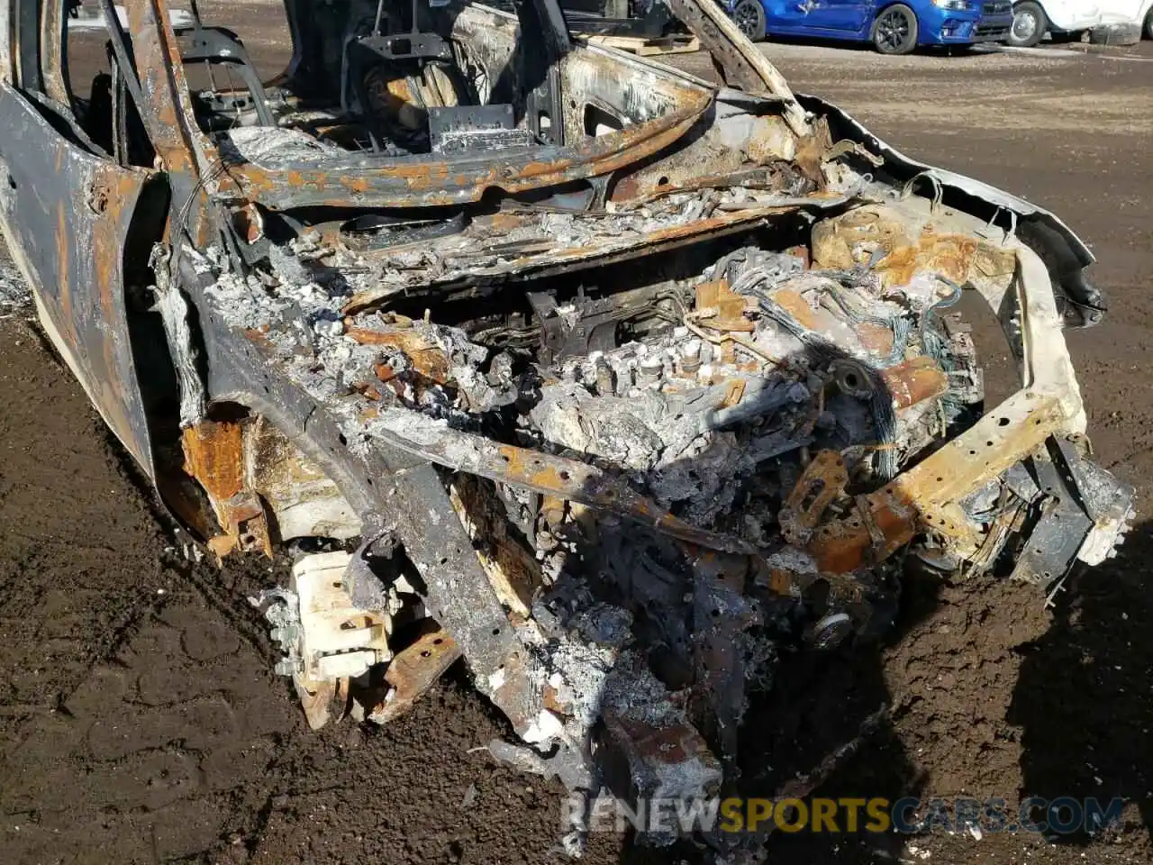 9 Photograph of a damaged car JTMAB3FV3MD030434 TOYOTA RAV4 2021