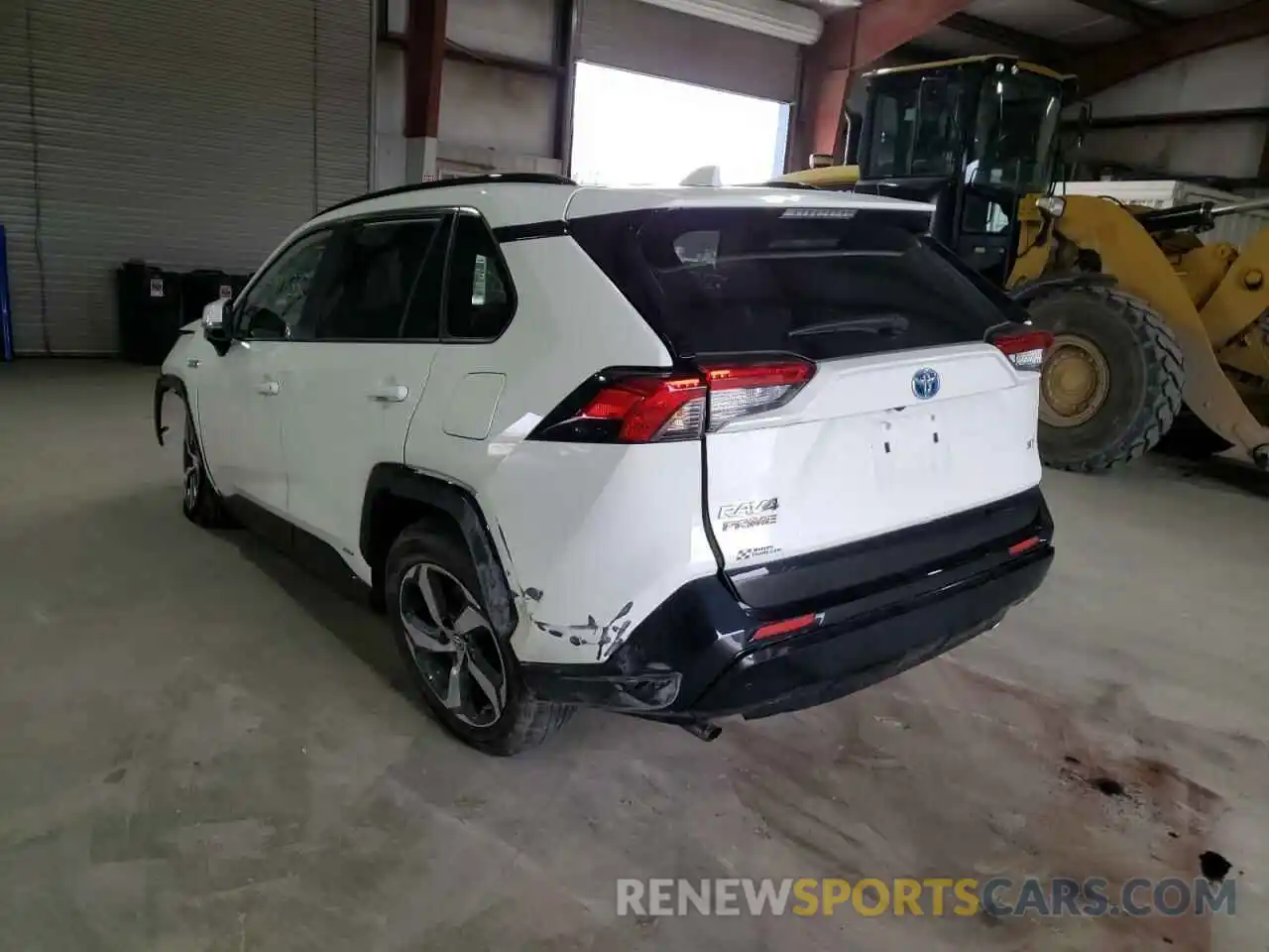 3 Photograph of a damaged car JTMAB3FV3MD062784 TOYOTA RAV4 2021