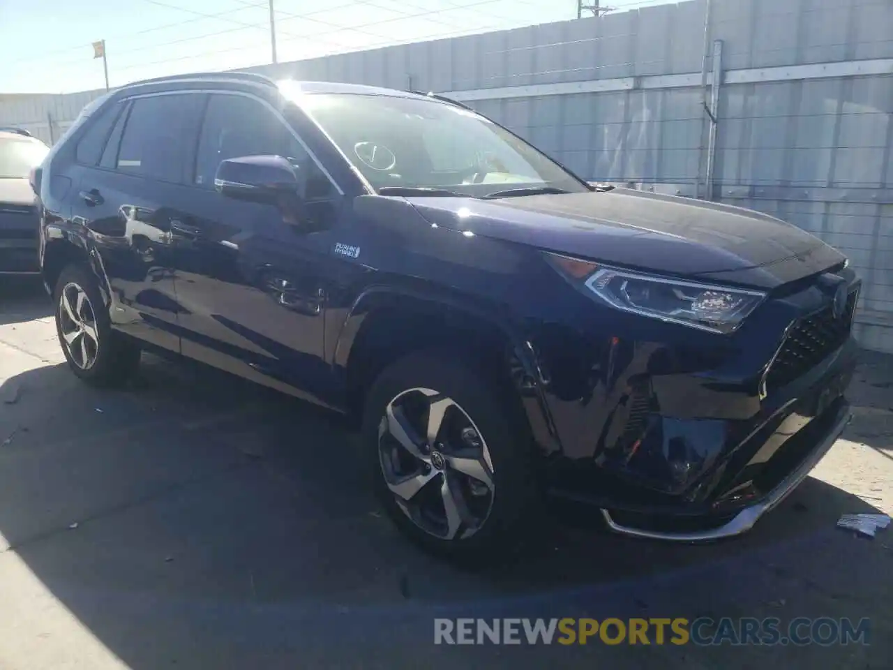 1 Photograph of a damaged car JTMAB3FV5MD031231 TOYOTA RAV4 2021