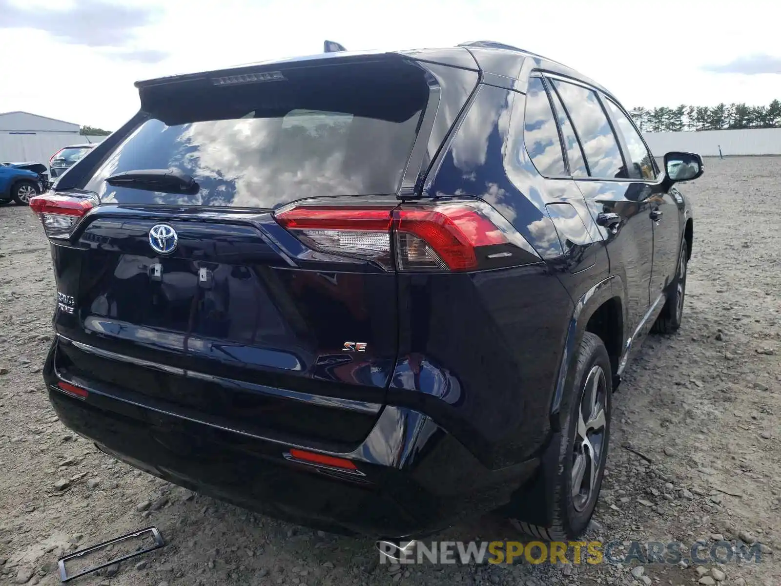 4 Photograph of a damaged car JTMAB3FV5MD031813 TOYOTA RAV4 2021