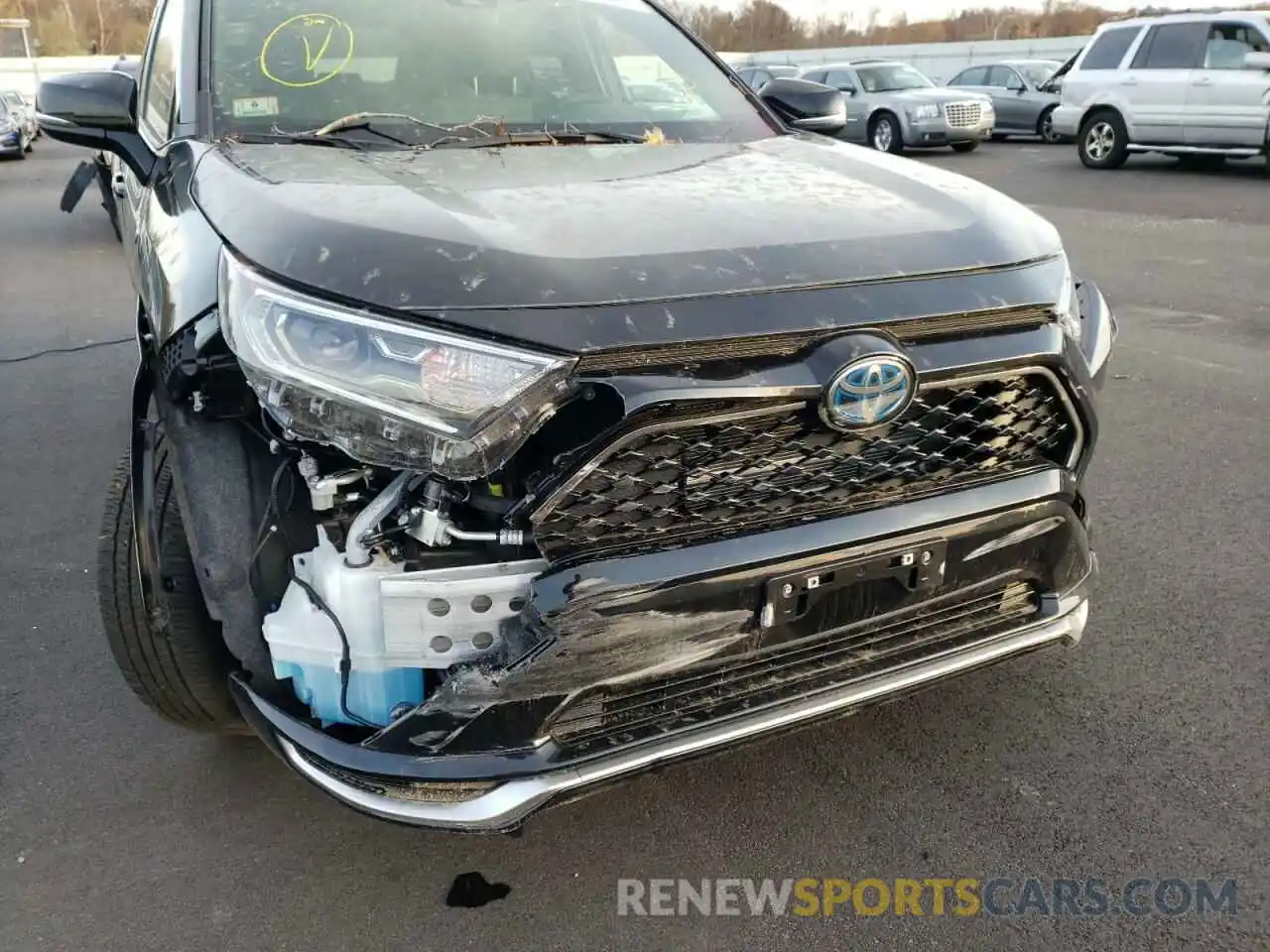 9 Photograph of a damaged car JTMAB3FV5MD035246 TOYOTA RAV4 2021