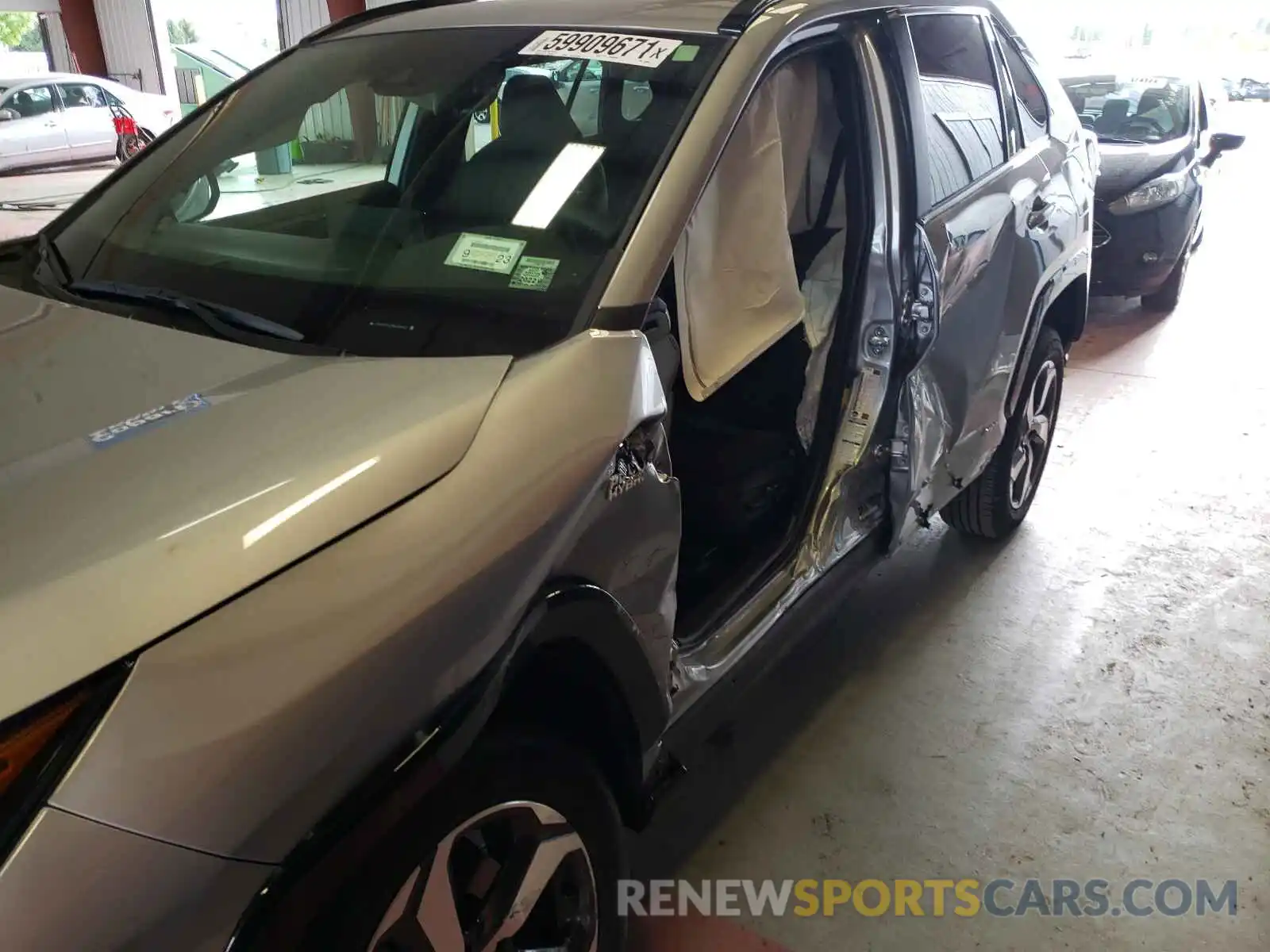 9 Photograph of a damaged car JTMAB3FV7MD026001 TOYOTA RAV4 2021