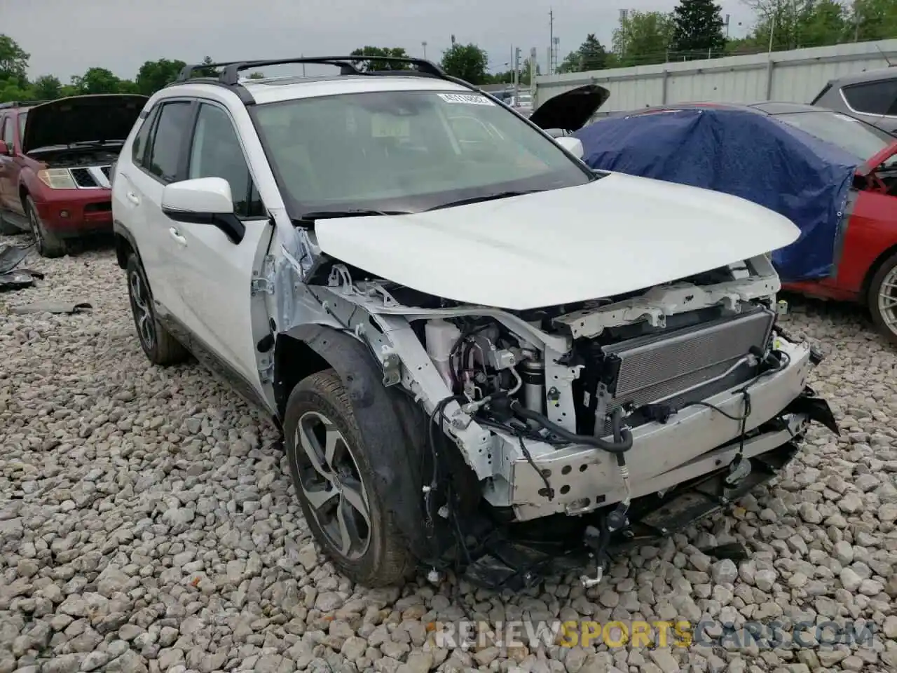 1 Photograph of a damaged car JTMAB3FV8MD066278 TOYOTA RAV4 2021