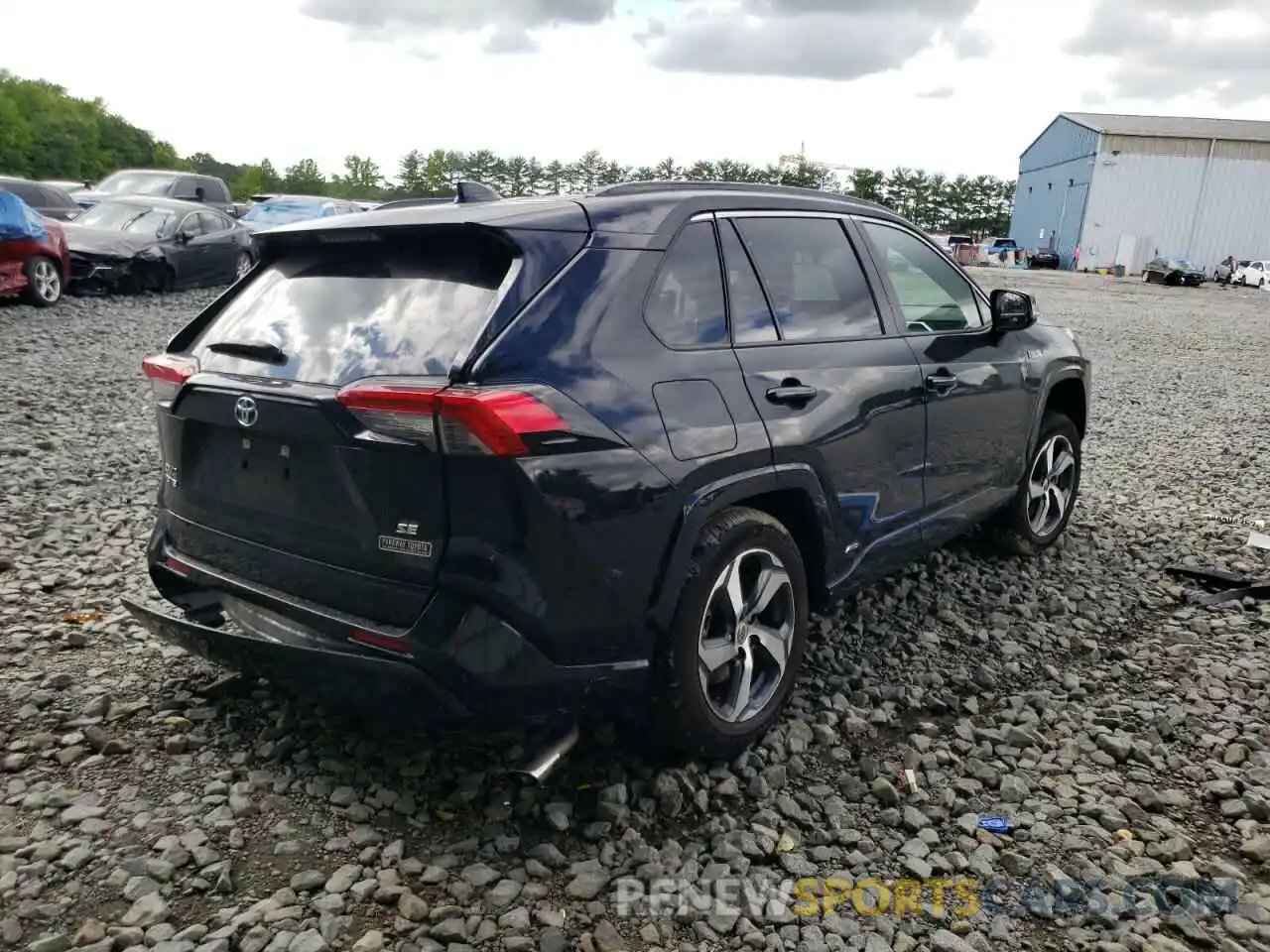 4 Photograph of a damaged car JTMAB3FV9MD046671 TOYOTA RAV4 2021