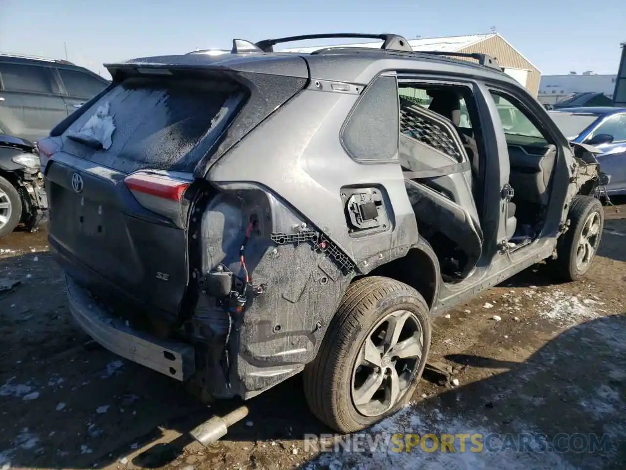 4 Photograph of a damaged car JTMAB3FV9MD059842 TOYOTA RAV4 2021