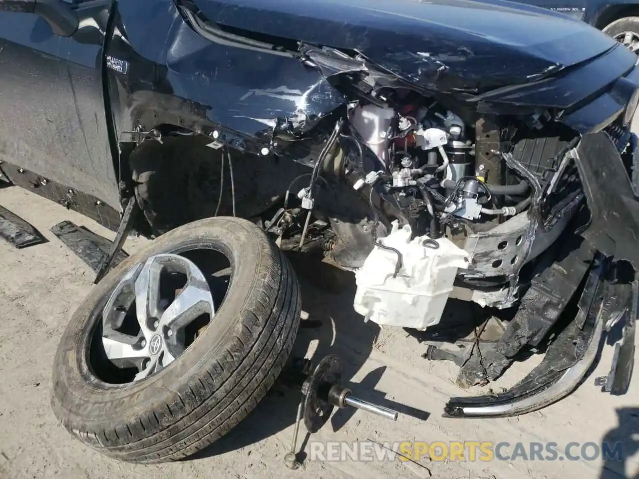 9 Photograph of a damaged car JTMAB3FVXMD038661 TOYOTA RAV4 2021