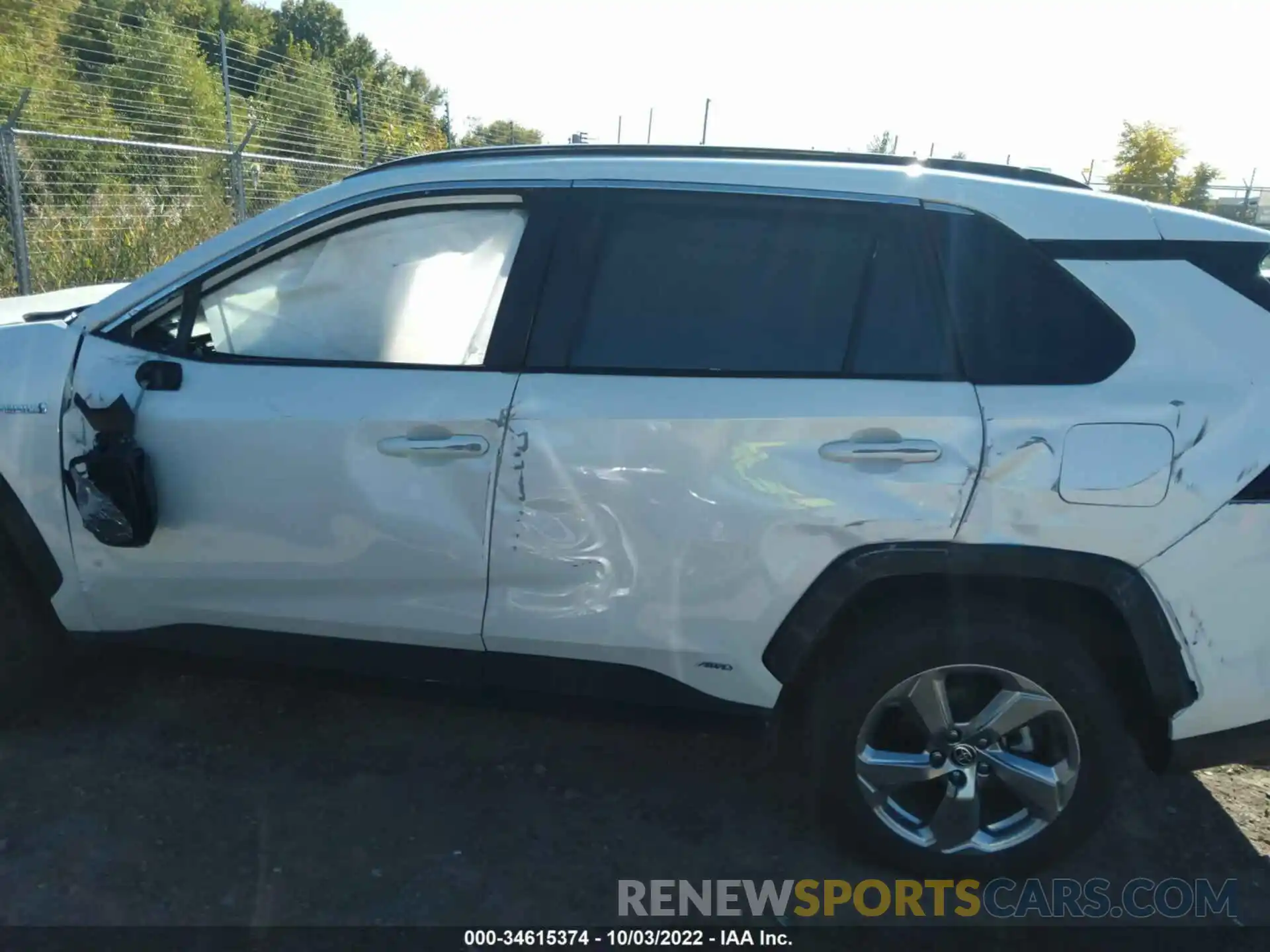 6 Photograph of a damaged car JTMB6RFV1MJ012026 TOYOTA RAV4 2021