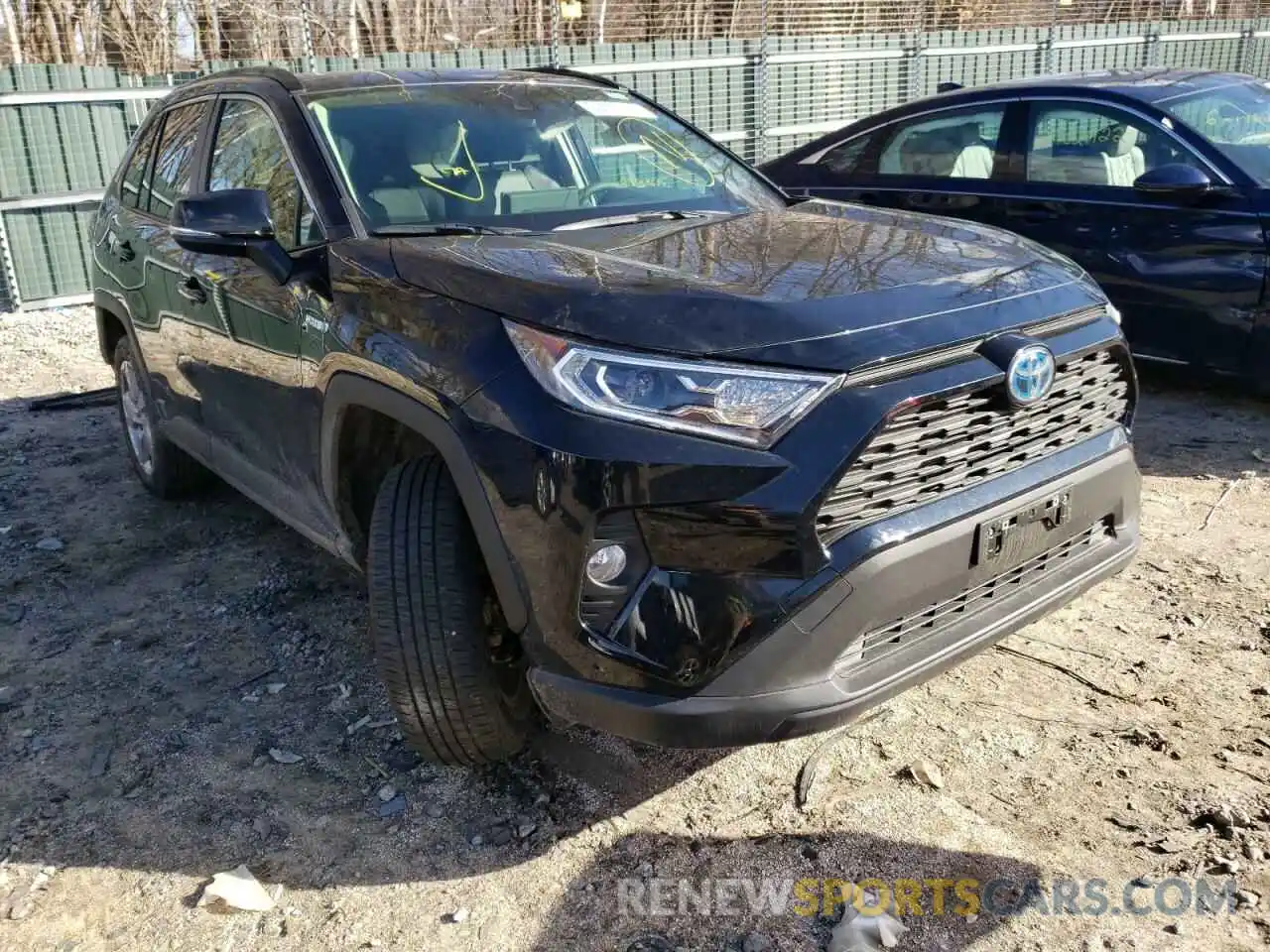 1 Photograph of a damaged car JTMB6RFV2MD046152 TOYOTA RAV4 2021