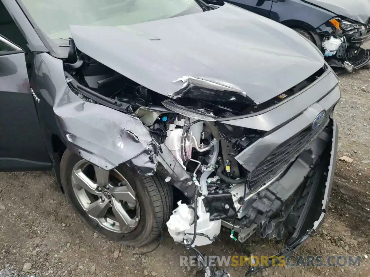 9 Photograph of a damaged car JTMB6RFV3MD039632 TOYOTA RAV4 2021