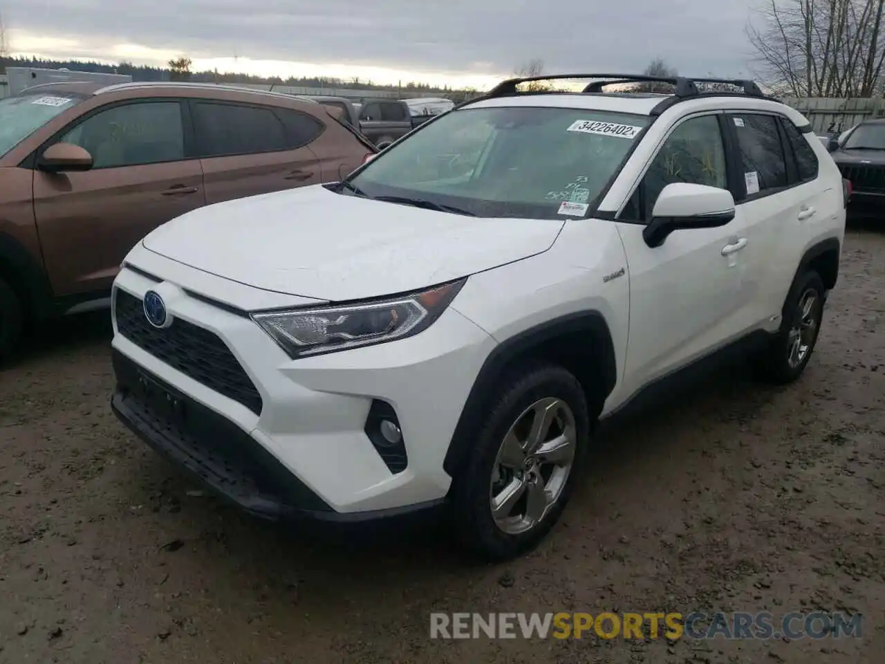 2 Photograph of a damaged car JTMB6RFV3MD040490 TOYOTA RAV4 2021