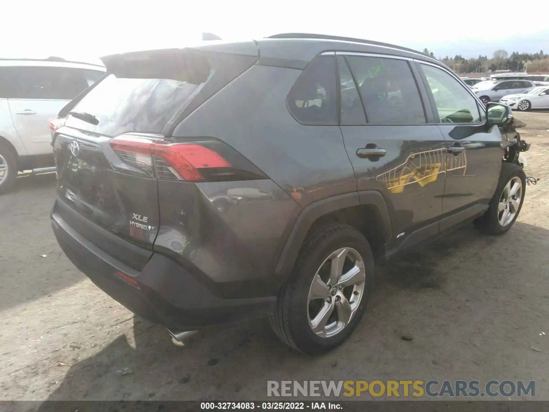 4 Photograph of a damaged car JTMB6RFV4MD045505 TOYOTA RAV4 2021