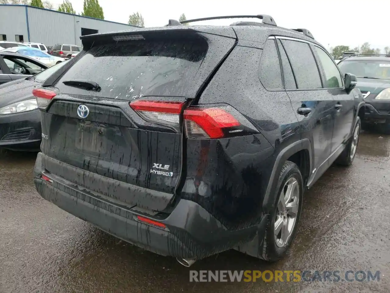 4 Photograph of a damaged car JTMB6RFV5MD018314 TOYOTA RAV4 2021