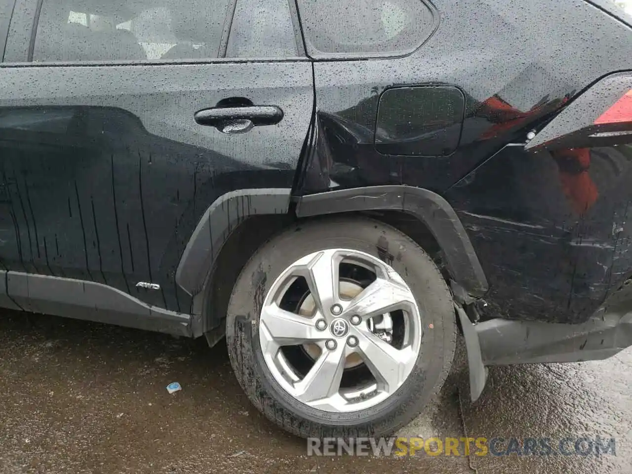 9 Photograph of a damaged car JTMB6RFV5MD018314 TOYOTA RAV4 2021