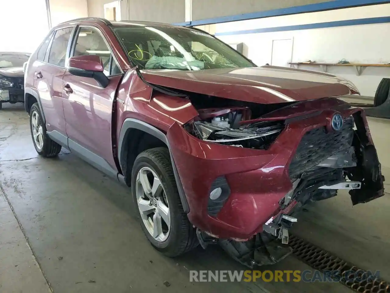 1 Photograph of a damaged car JTMB6RFVXMD041670 TOYOTA RAV4 2021