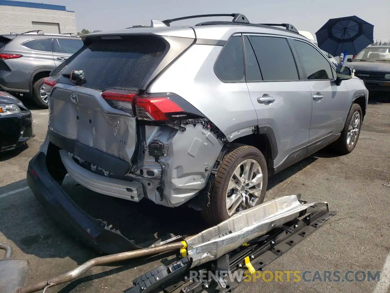 4 Photograph of a damaged car JTMC1RFV1MD062989 TOYOTA RAV4 2021