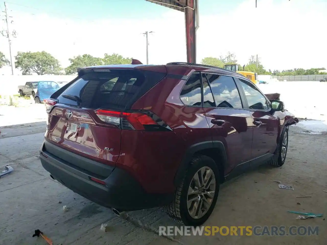 4 Photograph of a damaged car JTMC1RFV2MD064489 TOYOTA RAV4 2021