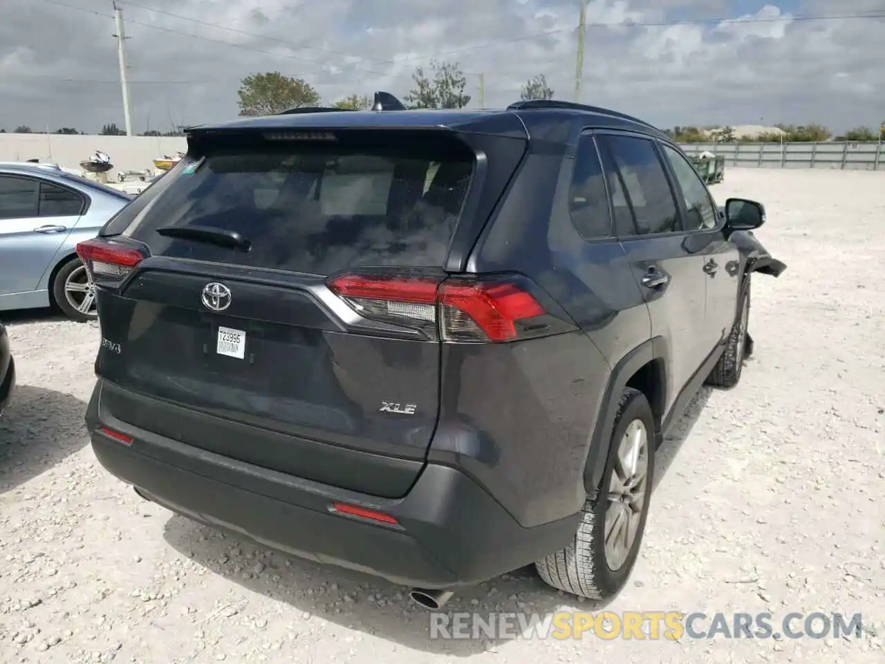 4 Photograph of a damaged car JTMC1RFV2MD522855 TOYOTA RAV4 2021