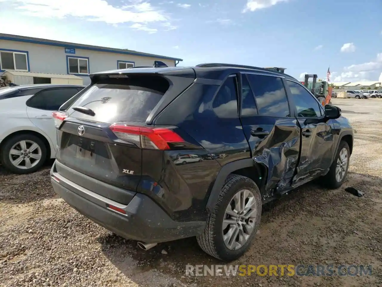 4 Photograph of a damaged car JTMC1RFV3MD063500 TOYOTA RAV4 2021