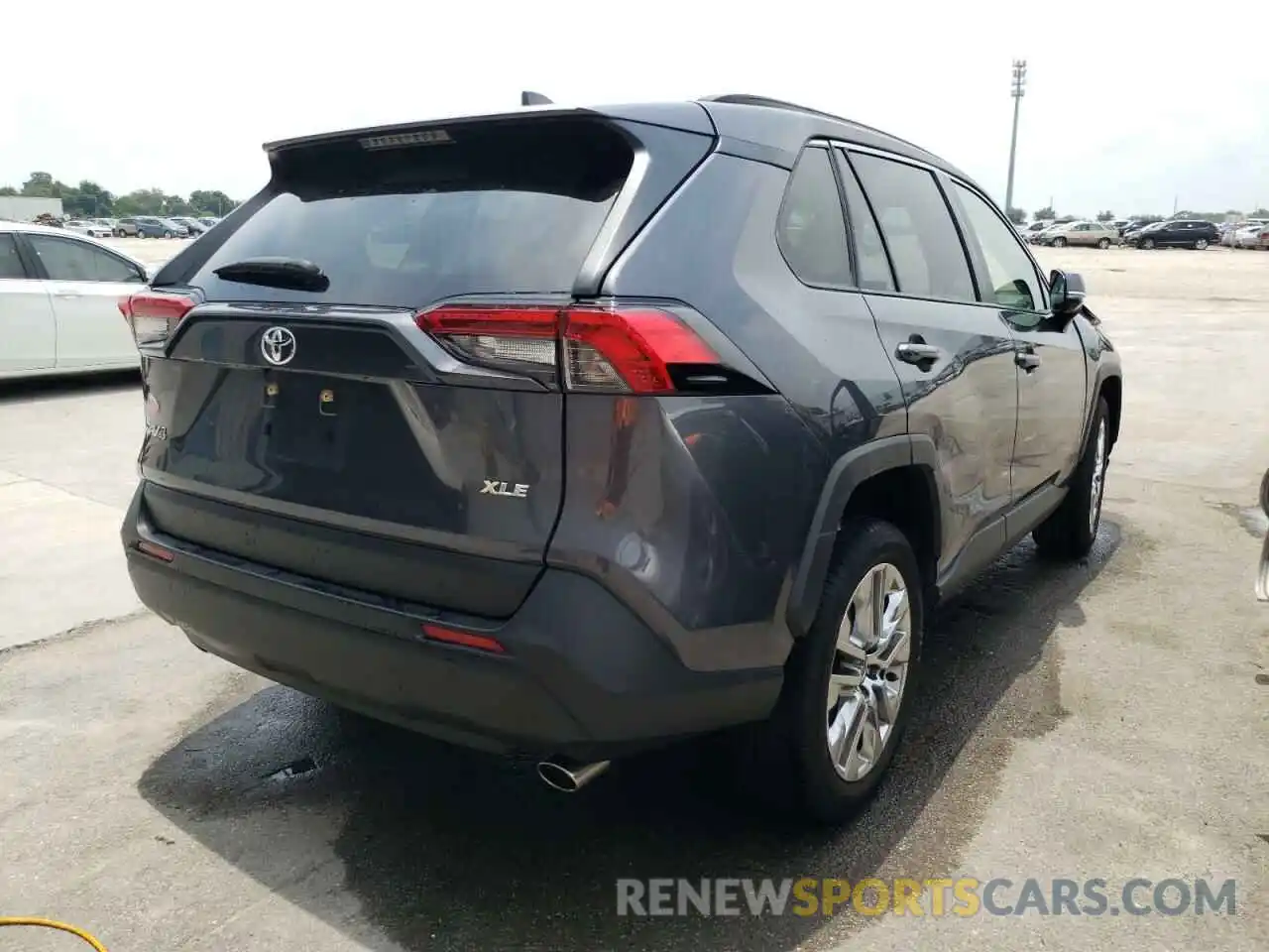 4 Photograph of a damaged car JTMC1RFV5MD064390 TOYOTA RAV4 2021